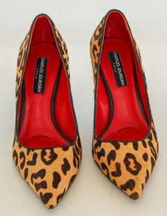 Charles Jourdan Paris Tacones de pelo de potro con estampado de leopardo Bombas talla US 6 EU 36