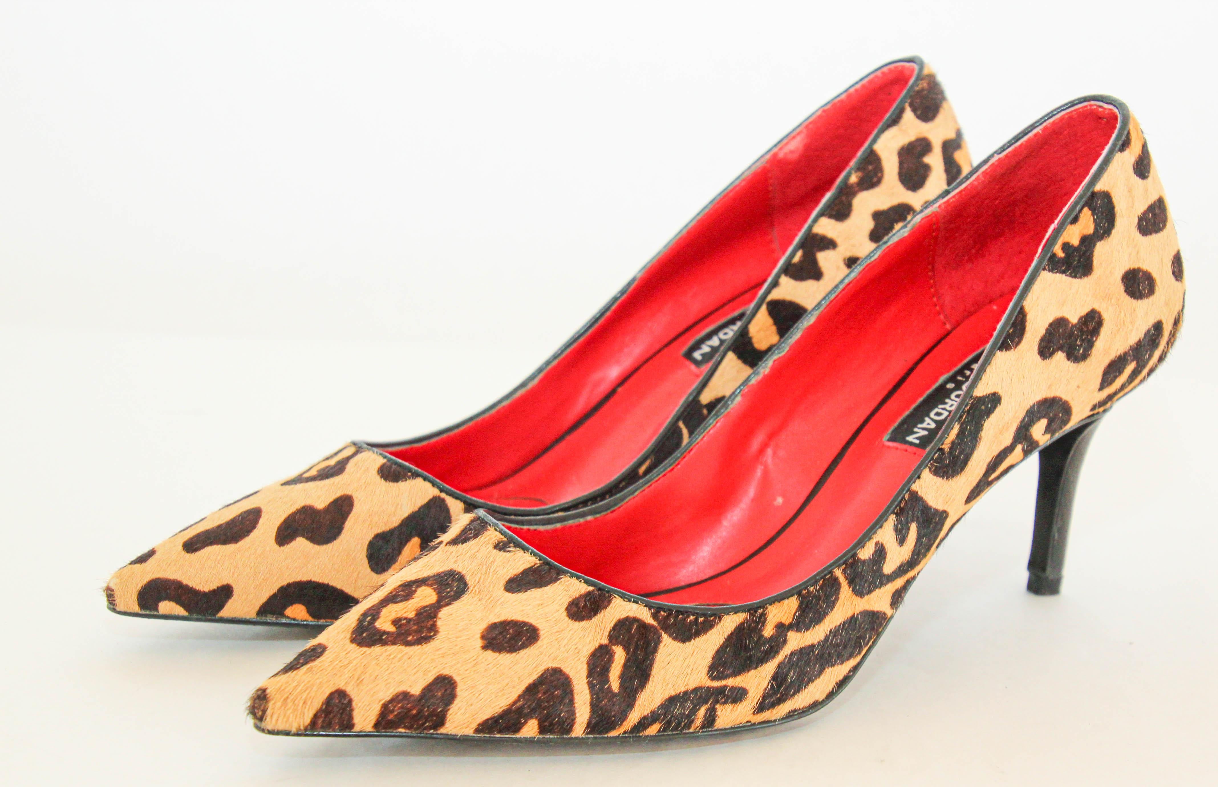 Charles Jourdan Paris Leopard Print Pony Hair heels Pumps Size US 6 EU 36 In Good Condition For Sale In North Hollywood, CA