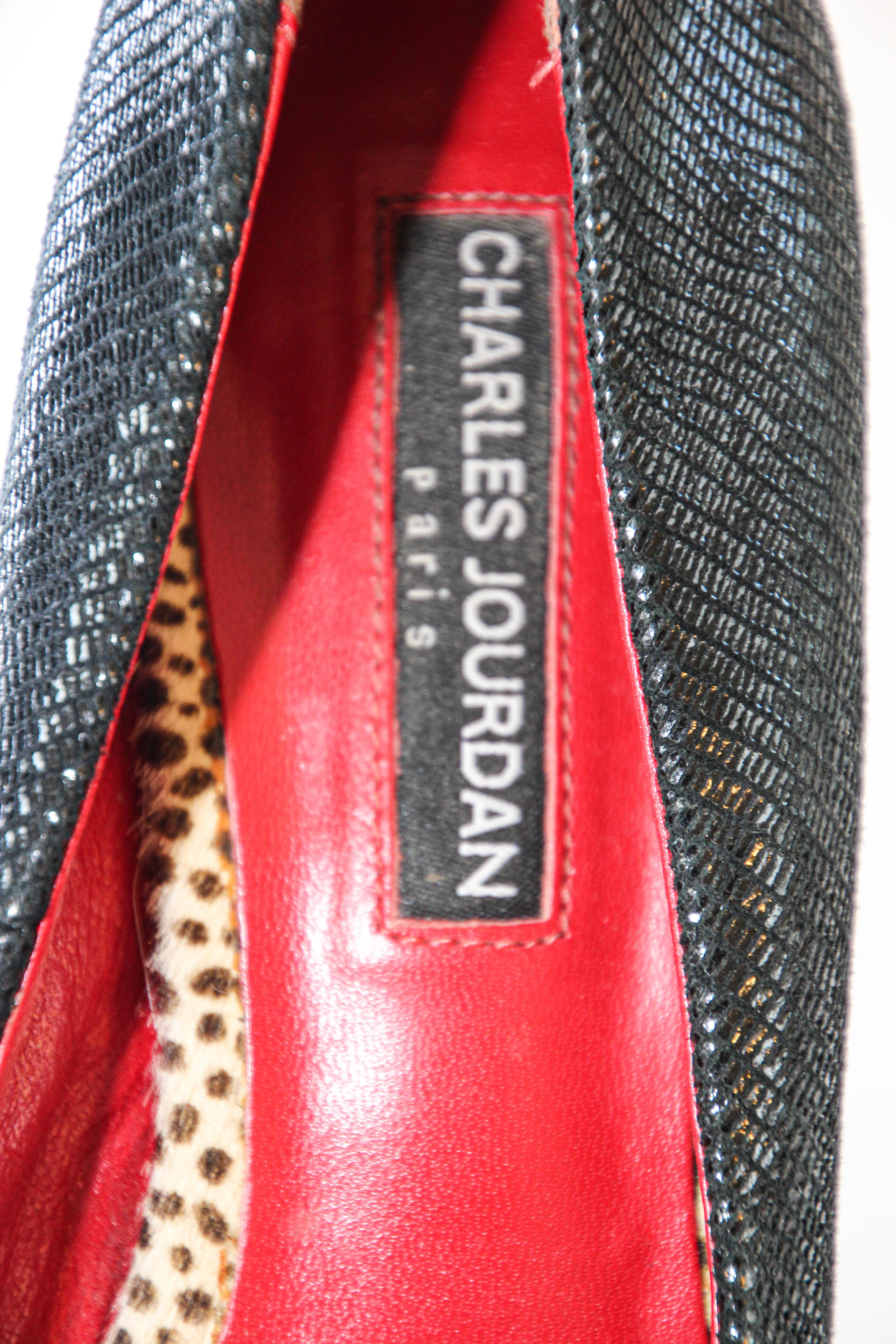 Chaussures à talons Charles Jourdan Paris en daim noir, années 1990 en vente 2