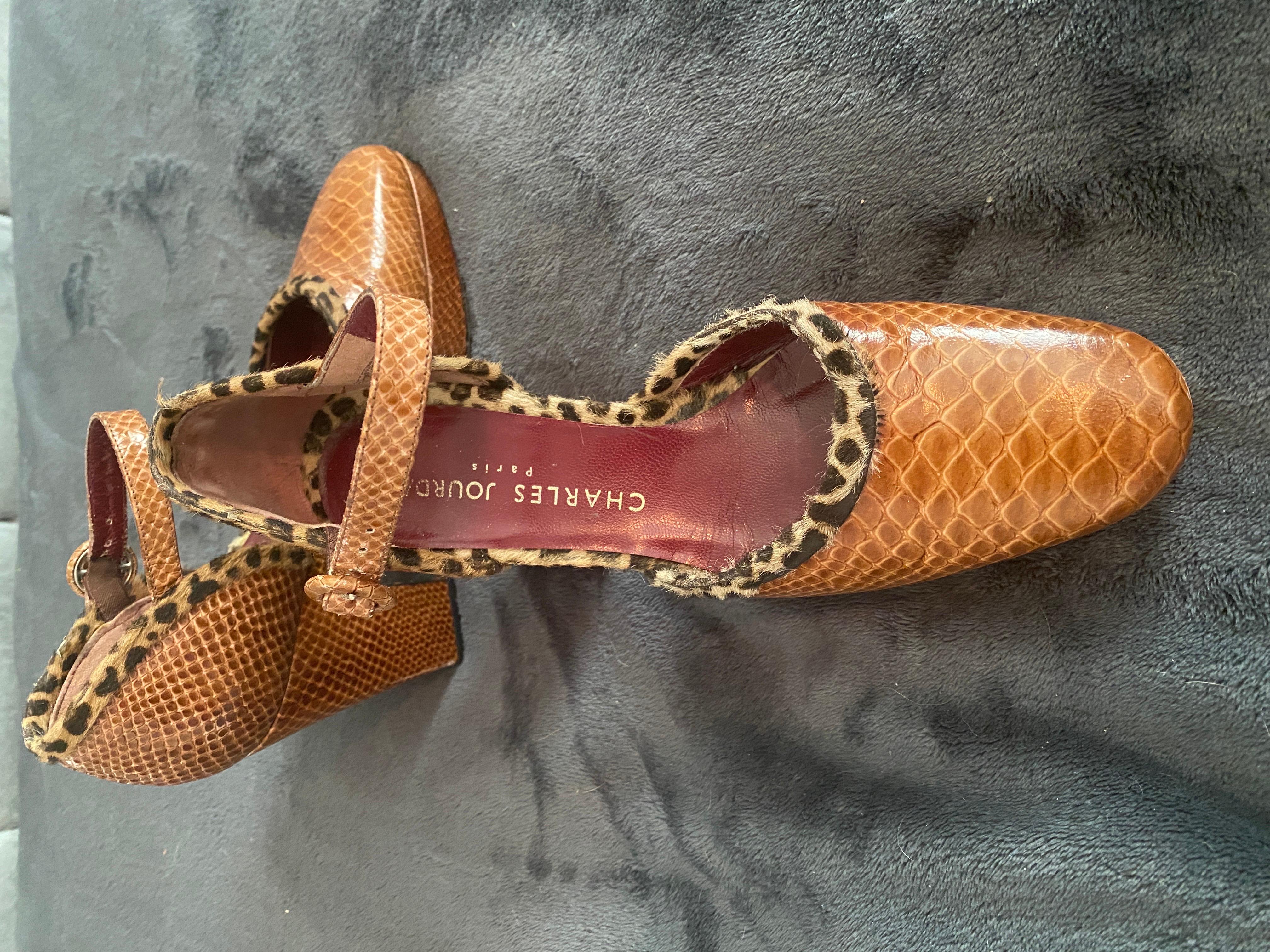 Brown Charles Jourdan Vintage Snakeskin Leather & Leopard Print Fur Trim Shoes Size 6 For Sale