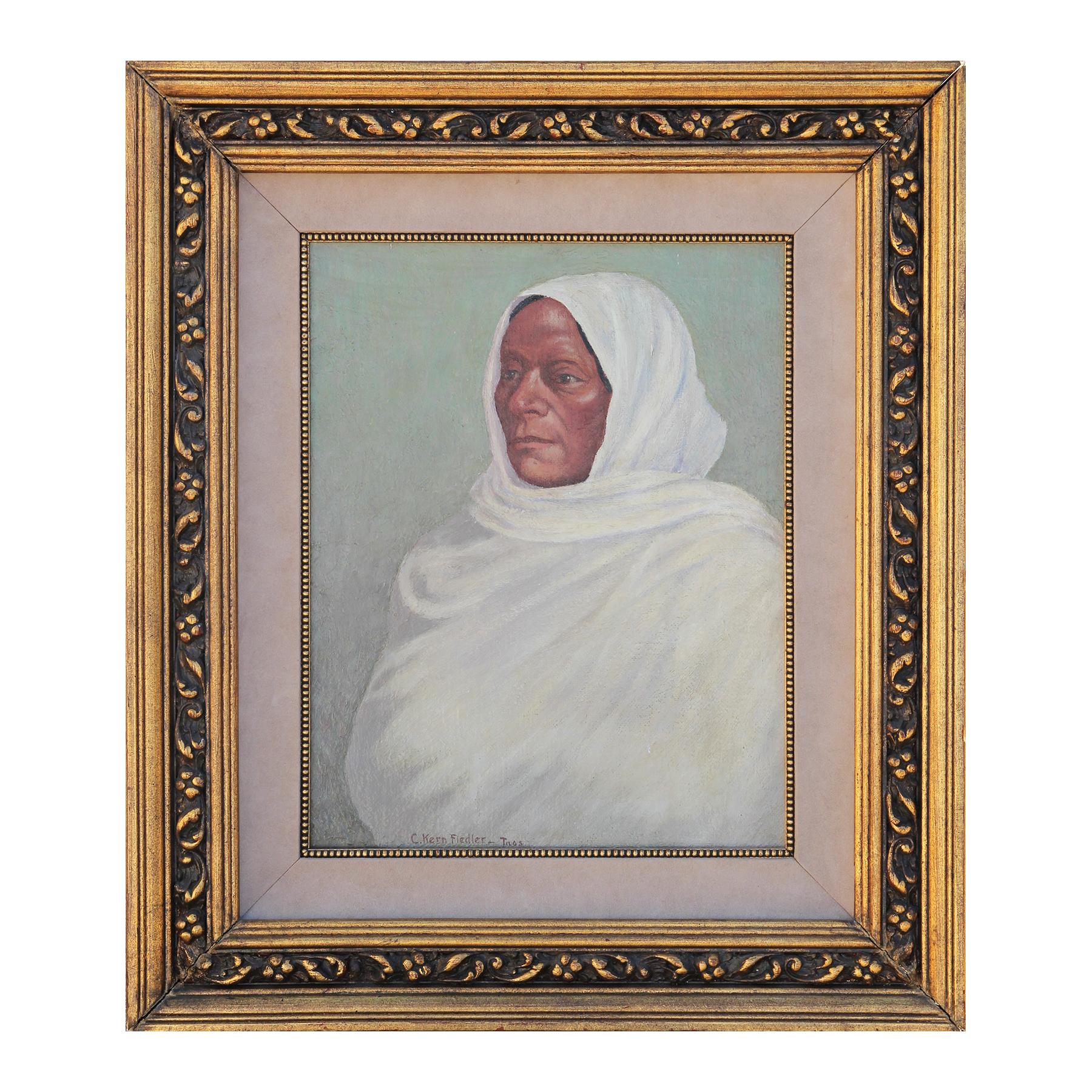Portrait réaliste de femme Tao aux tons verts pastel dans un bandeau blanc - Painting de Charles Kern Fiedler