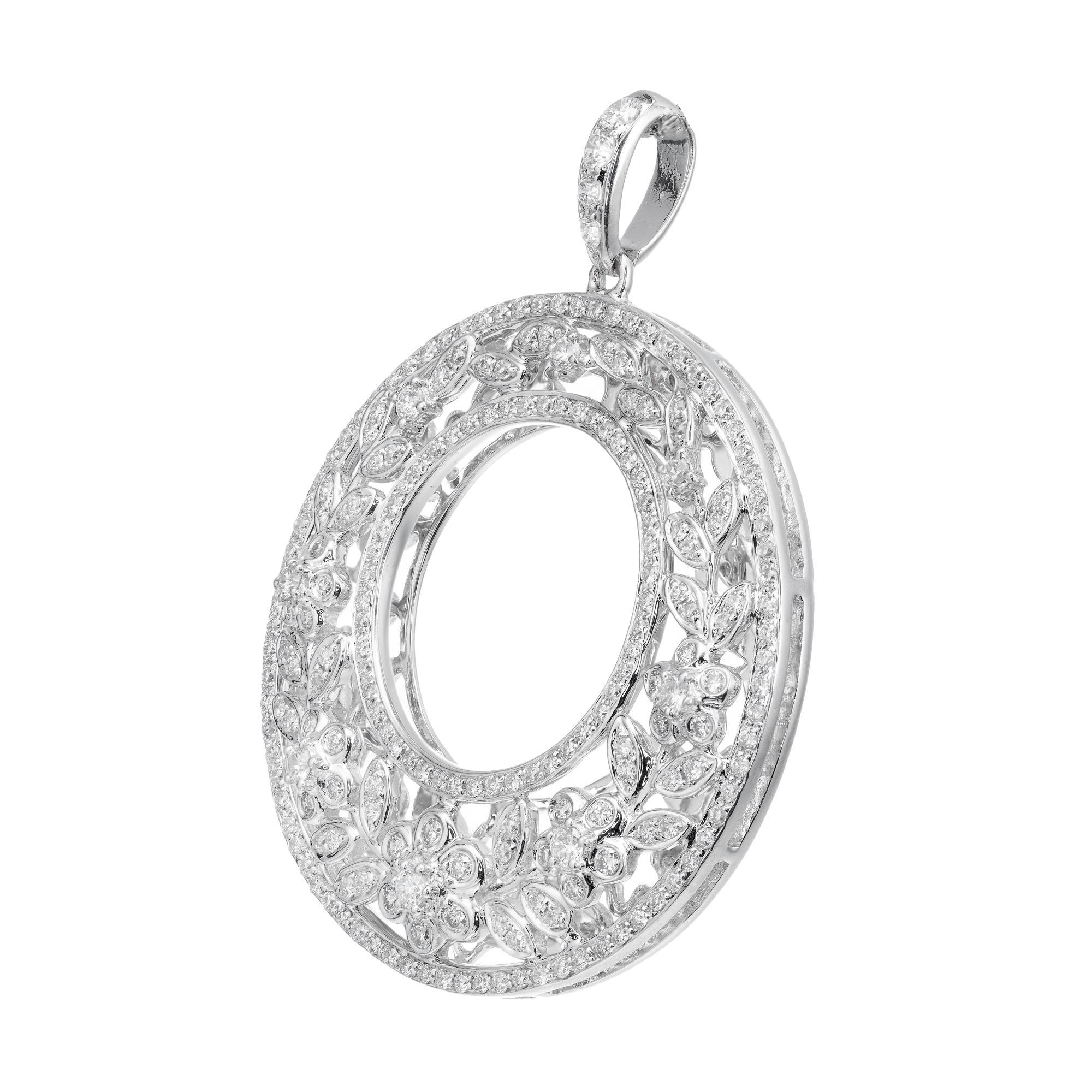 Taille ronde Charles Krypell Pendentif en or blanc avec diamants de 1,20 carat en vente