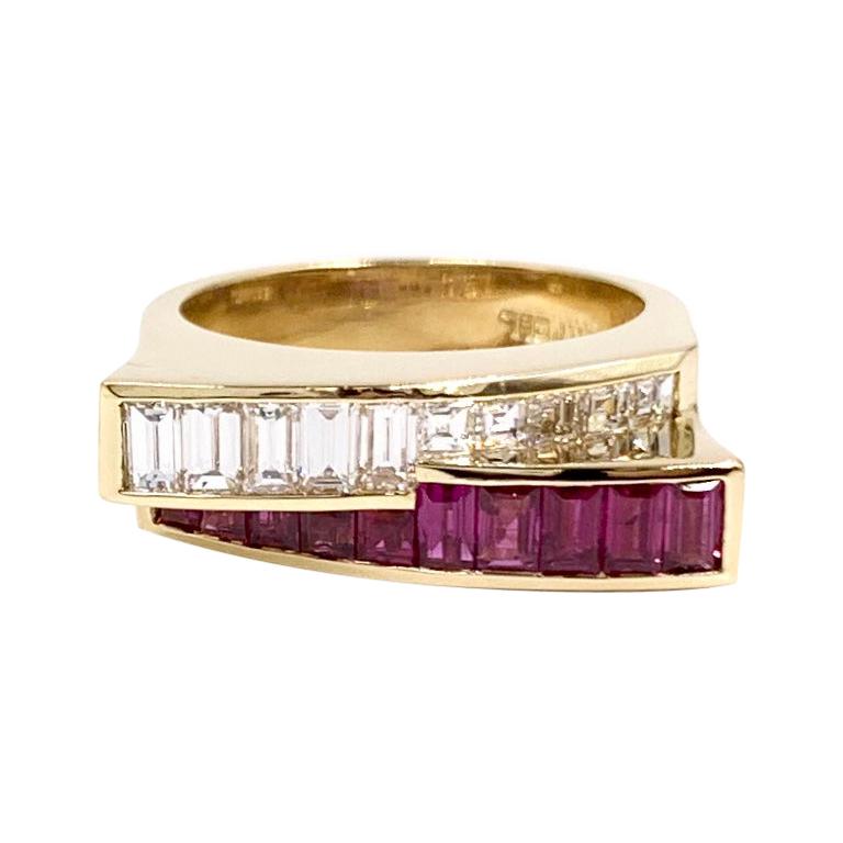 Charles Krypell 18 Karat Emerald and Ruby Modern Ring For Sale