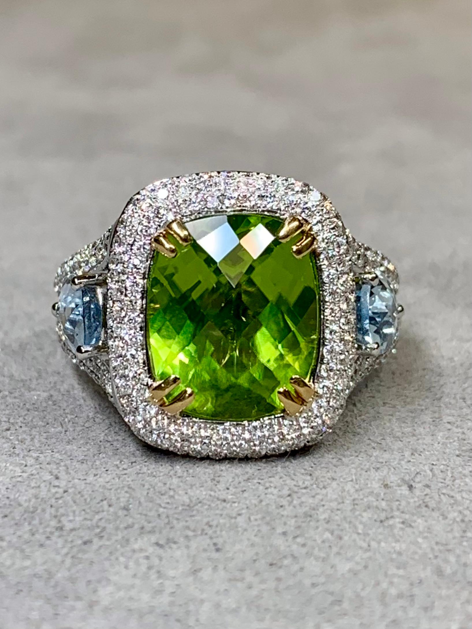Charles Krypell 18K Peridot Aquamarin Diamant Dreistein-Cocktailring 8,83ctw für Damen oder Herren im Angebot