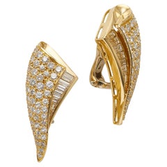 Charles Krypell 18k Yellow Gold Diamond Clip Earrings