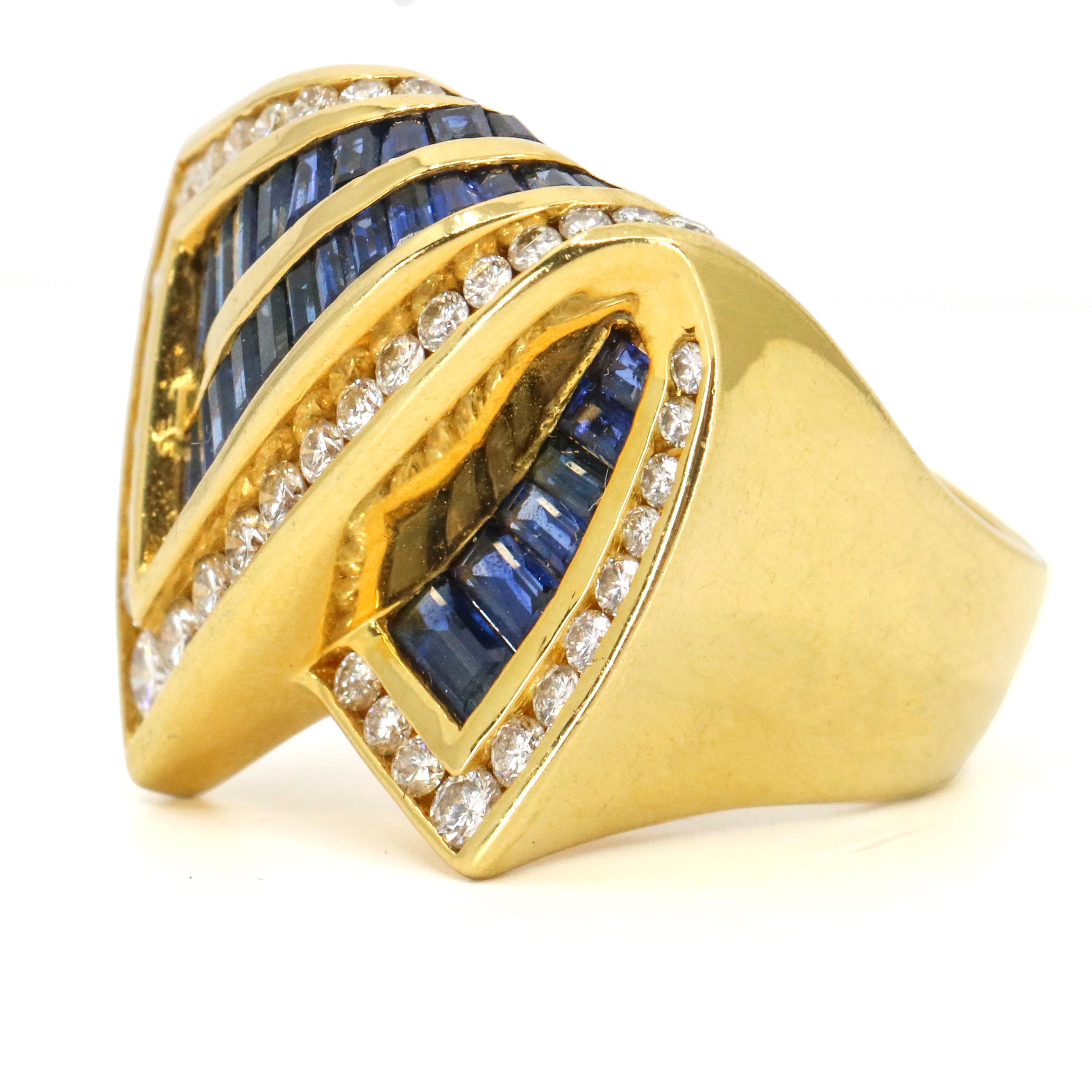 Contemporary Charles Krypell 18 Karat Yellow Gold Sapphire Diamond Ring For Sale
