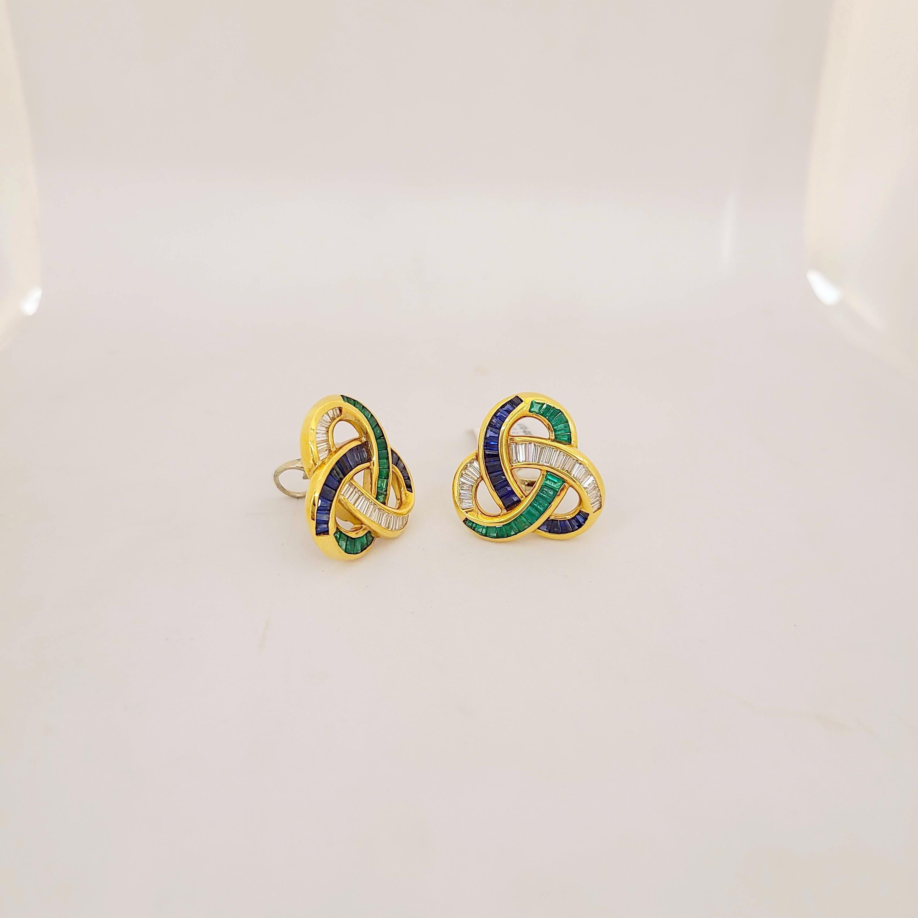 Charles Krypell Jewelry is a New York Based fine jewelry brand that became internationally known for its exquisite use of color, novel designs, and outstanding craftsmanship. These earrings exemplify just that - crafted in 18 karat yellow gold with