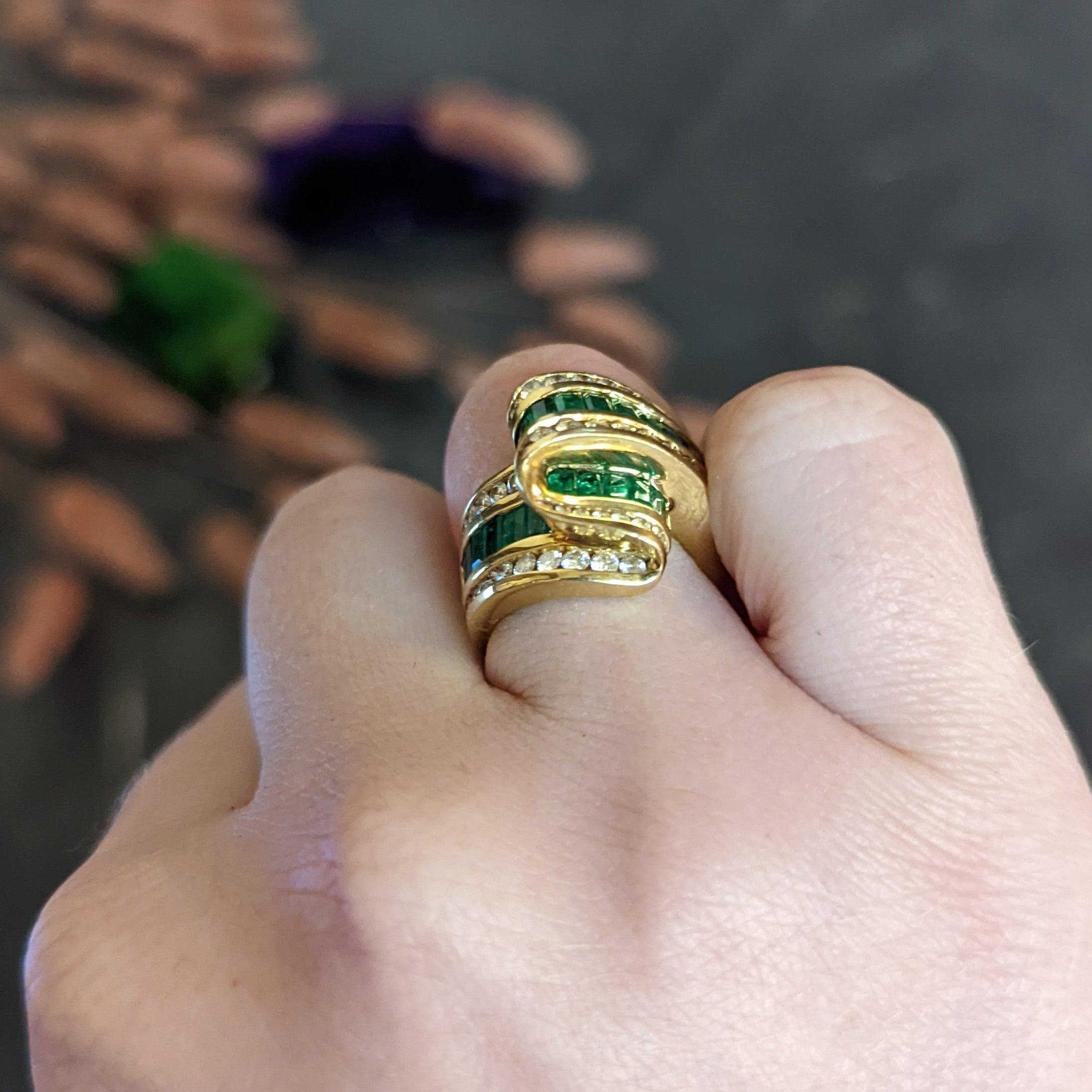 Charles Krypell Bandring, 4,00 Karat Smaragd Diamant 18 Karat Gold 10