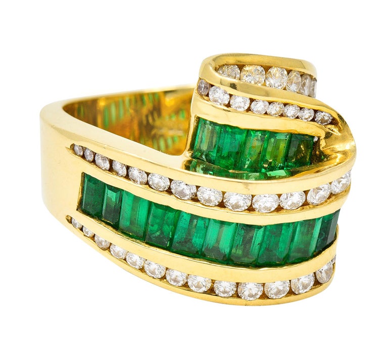 Charles Krypell 4.00 Carats Emerald Diamond 18 Karat Gold Ribbon Ring