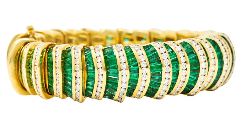 Contemporary Charles Krypell 46.50 Carats Emerald Diamond 18 Karat Gold Vintage Bracelet For Sale