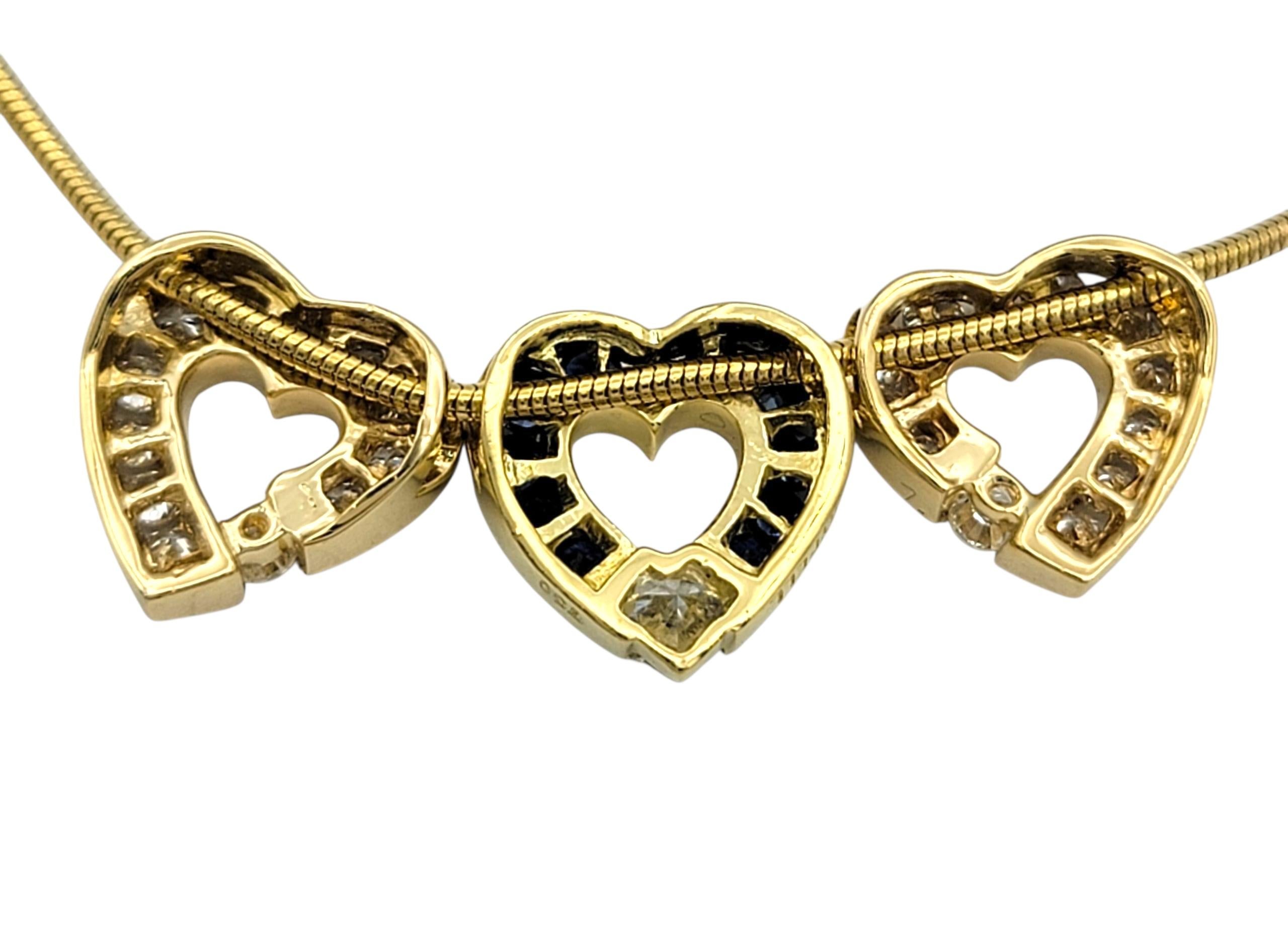 Charles Krypell - Collier triple cœur en or 18 carats avec diamants et saphir bleu Bon état - En vente à Scottsdale, AZ