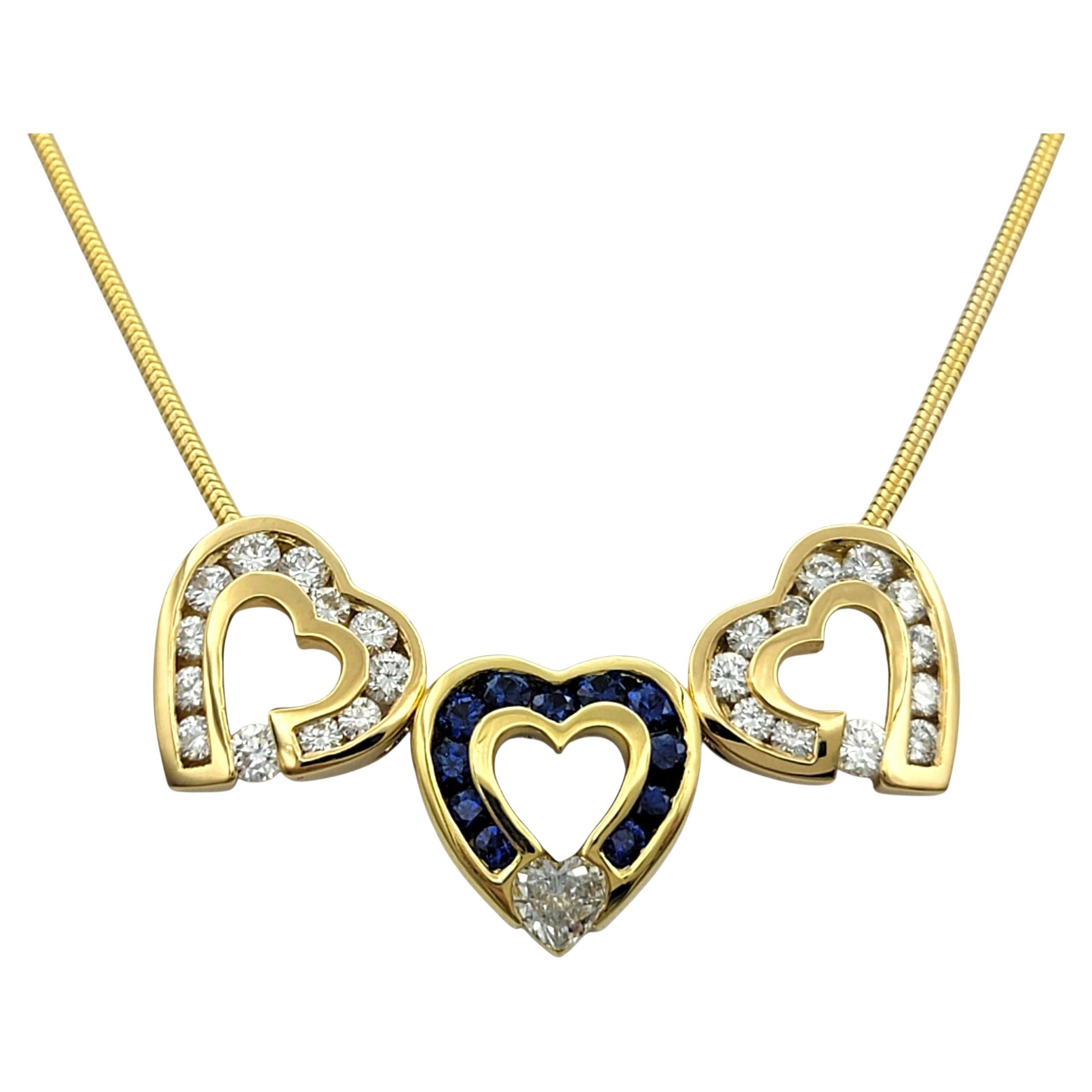 Charles Krypell Collana a tre cuori con diamanti e zaffiri blu in oro 18 carati