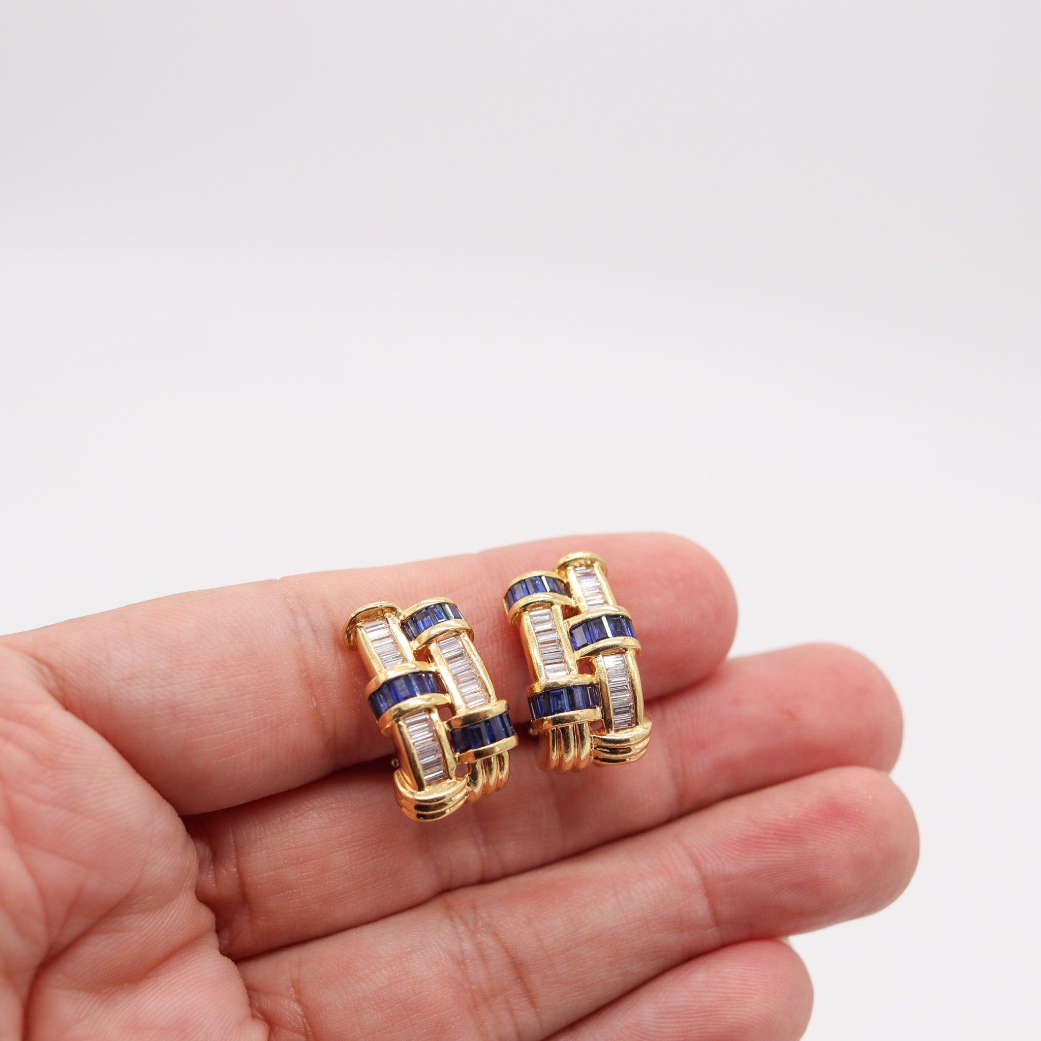 CHARLES KRYPELL Hoops Earrings In 18Kt Gold 3.94 Ctw In Diamonds & Sapphires in vendita 1