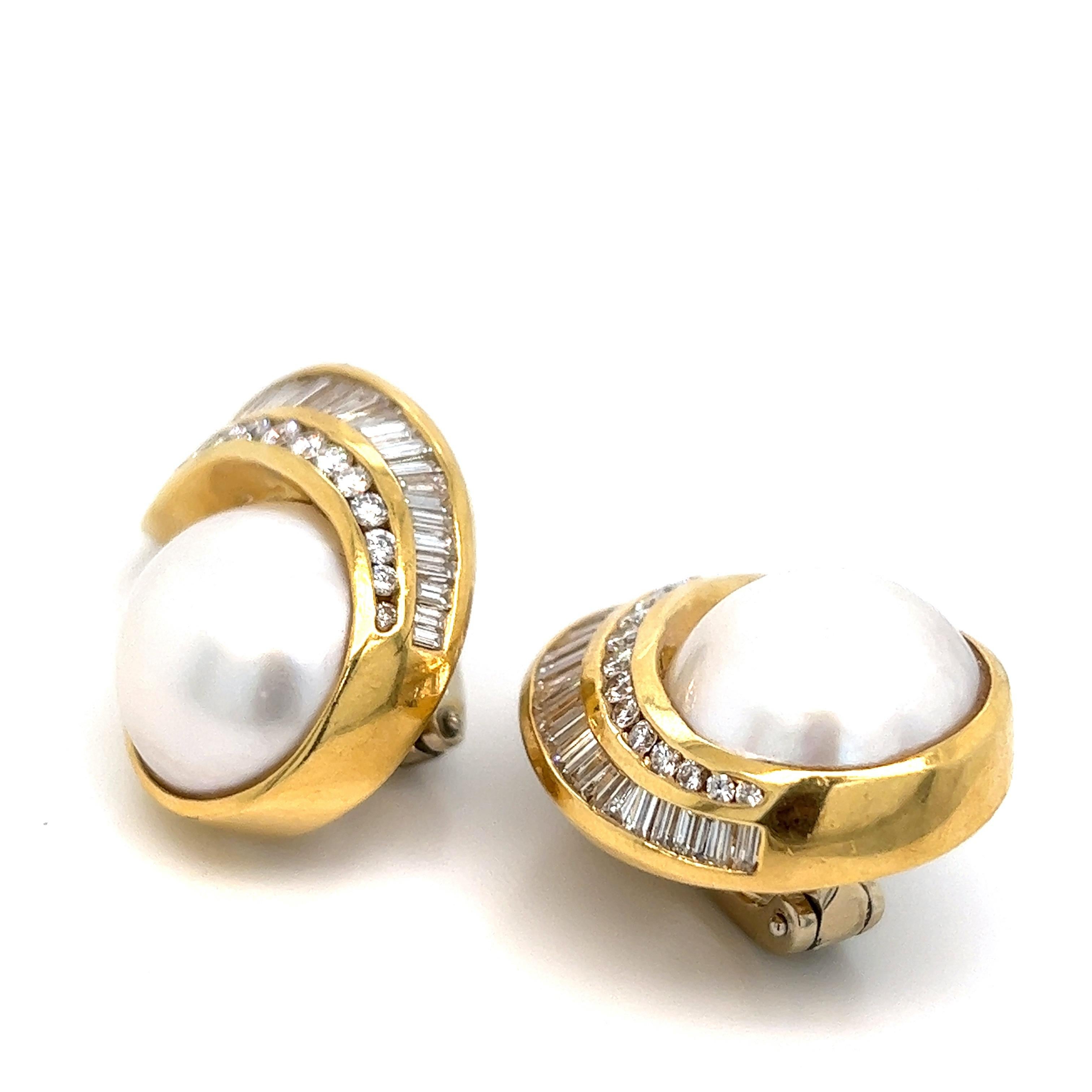 Charles Krypell Mabé Pearls Diamond Gold Ear Clips In Excellent Condition For Sale In New York, NY