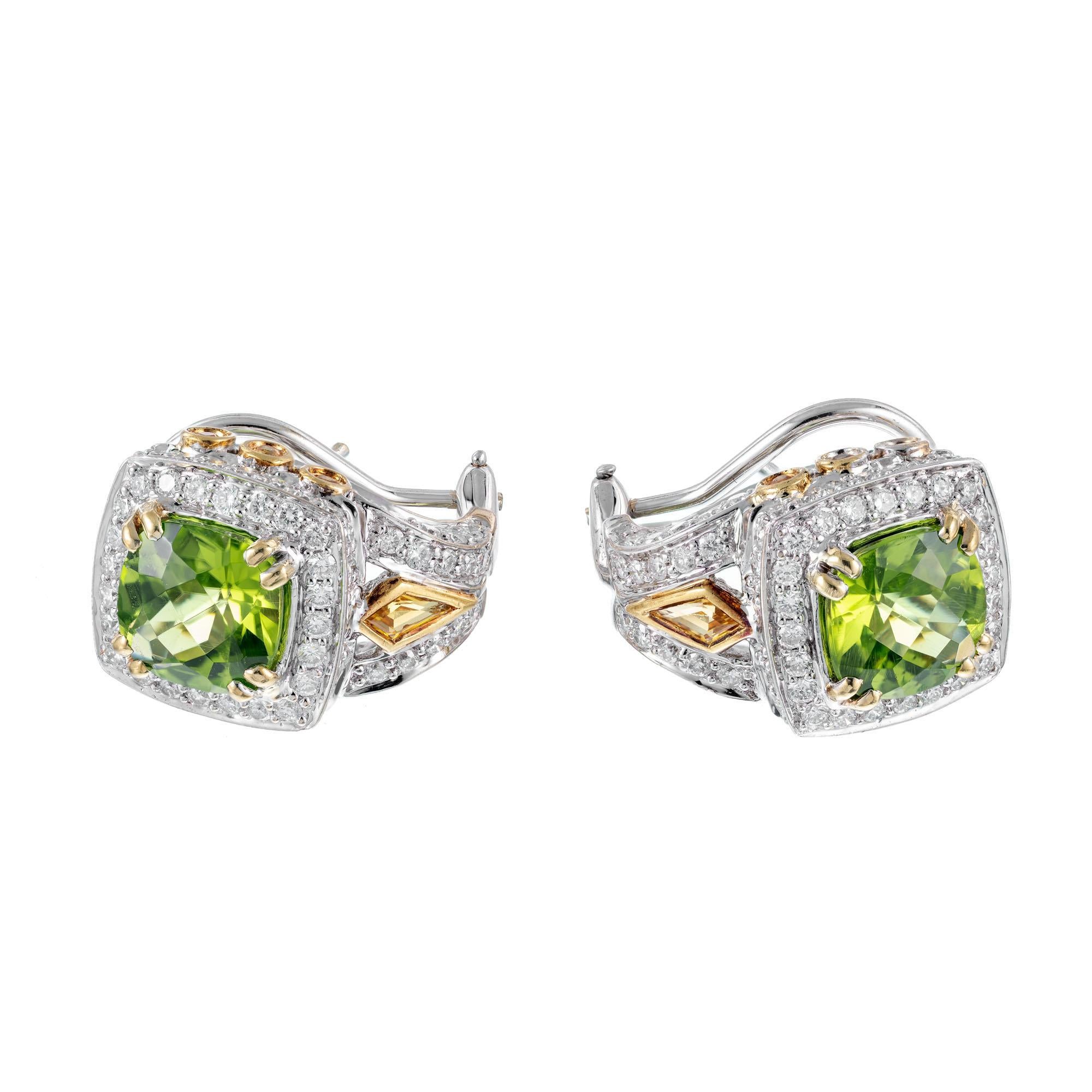 Charles Krypell Goldohrringe mit Peridot, gelbem Saphir und Diamant (Kissenschliff) im Angebot