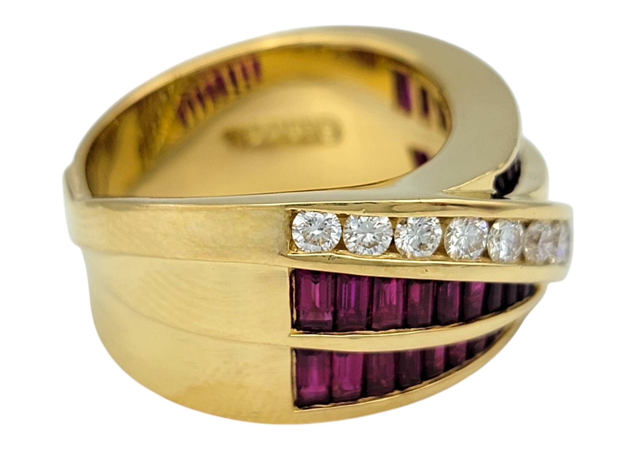 Charles Krypell Anillo Cruzado de Rubíes y Diamantes en Oro Amarillo de 18 Kilates Corte redondo en venta