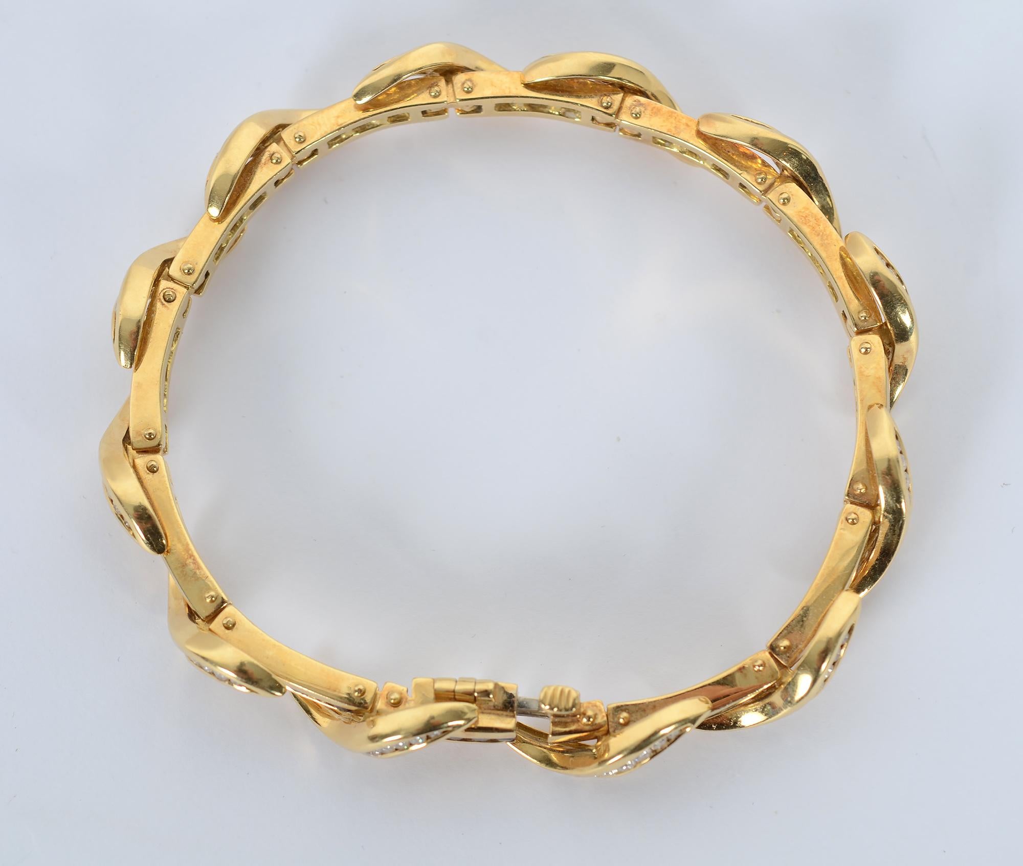 Taille ronde Charles Krypell Bracelet jaune en saphirs et diamants en vente