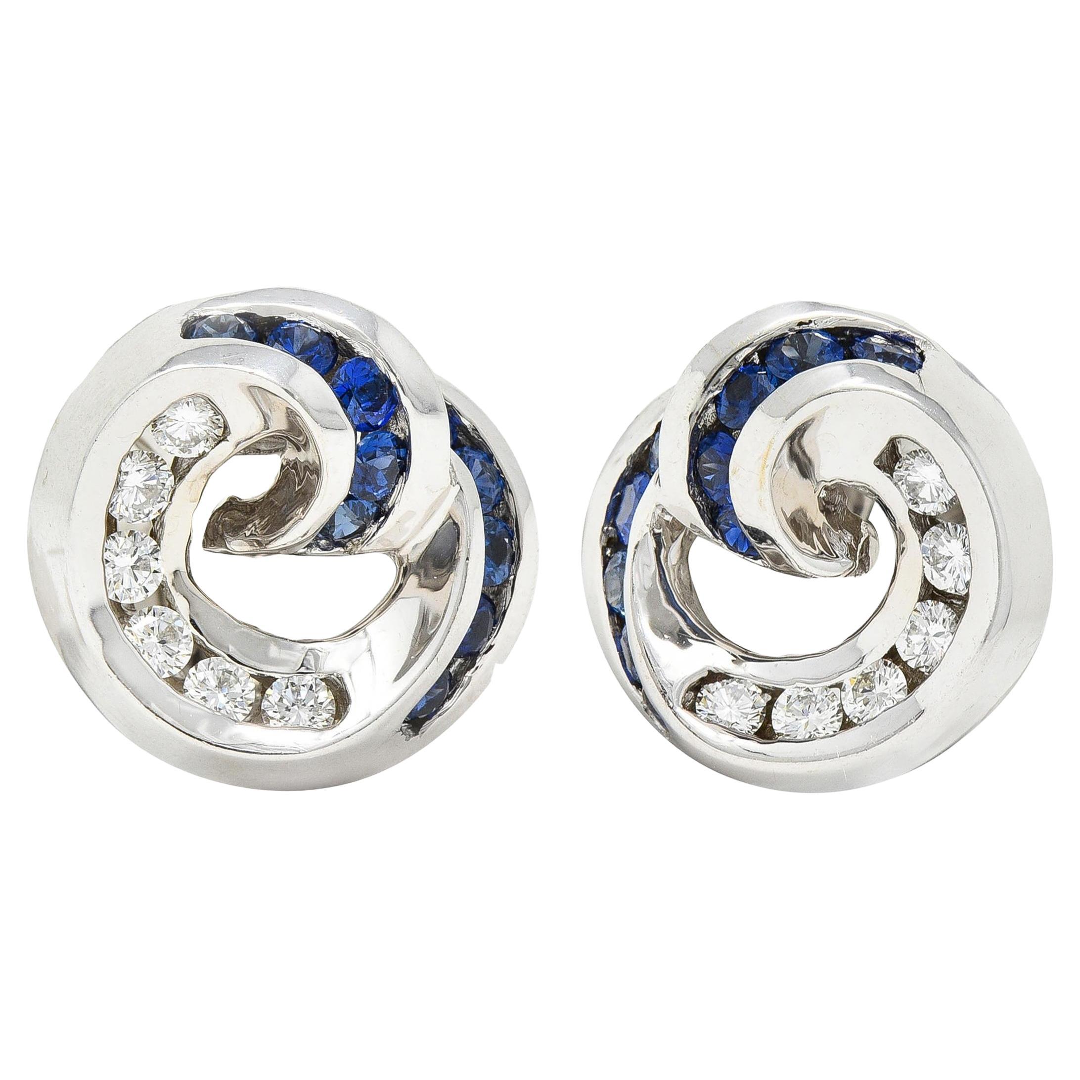 Charles Krypell, boucles d'oreilles tourbillon vintage en or blanc 18 carats avec saphirs et diamants