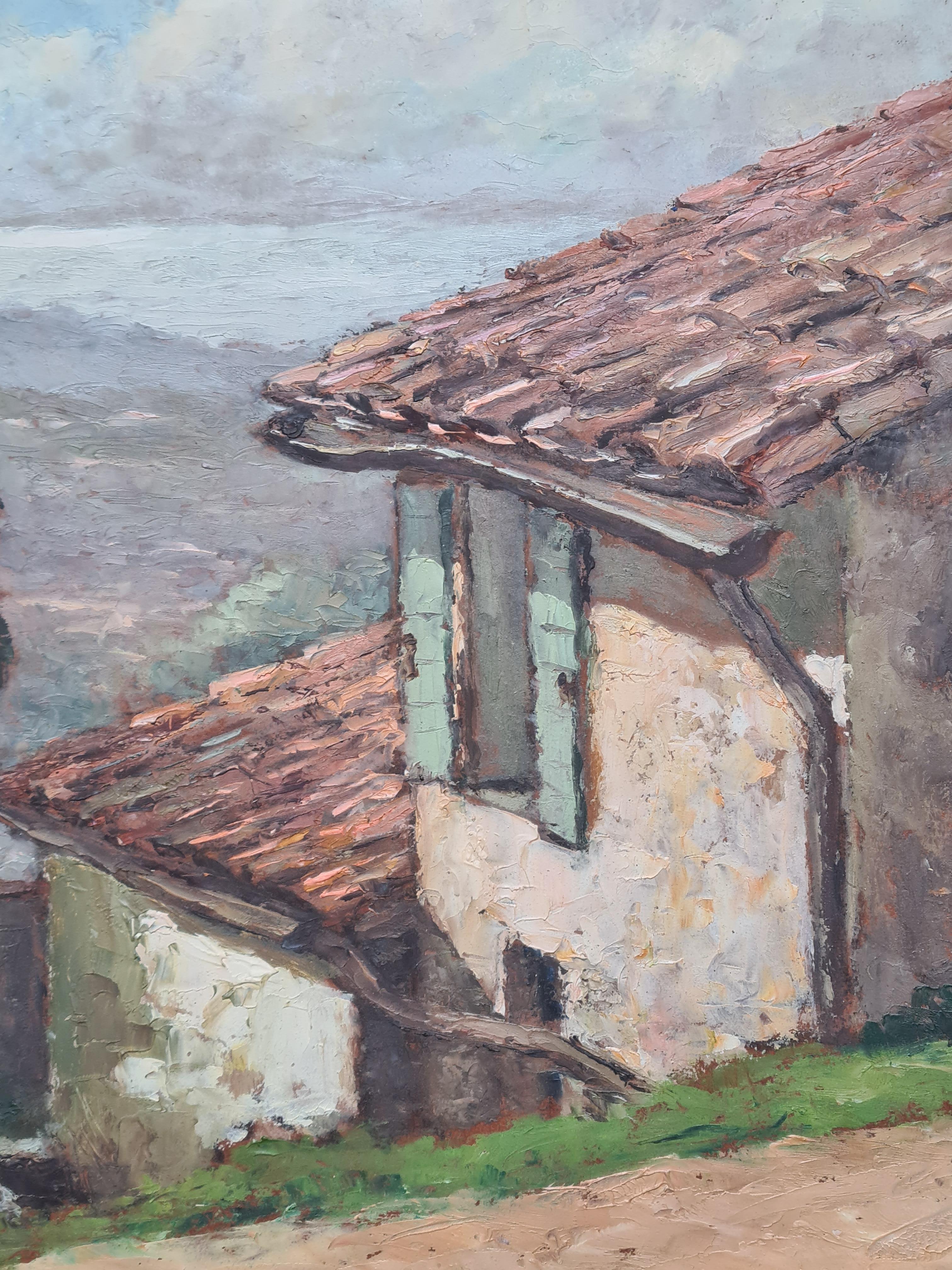 Paisaje postimpresionista de la Escuela de París, posiblemente de Córcega, del artista belga Charles Kvapil. El cuadro está firmado y fechado abajo a la izquierda. Presentado en fino marco Montparnasse tallado y dorado con inserción de tela.

Una