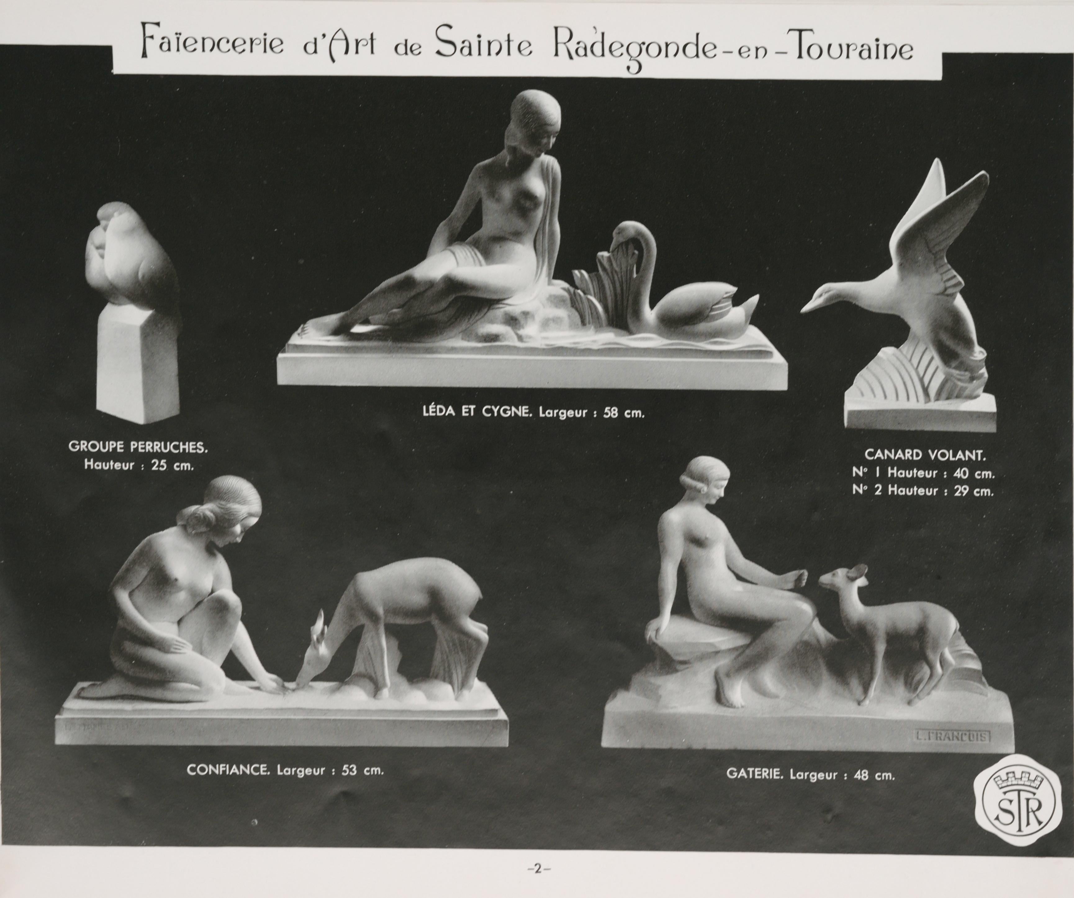 Charles Lemanceau Scultura di Leda e il Cigno in ceramica, 1920 in vendita 7