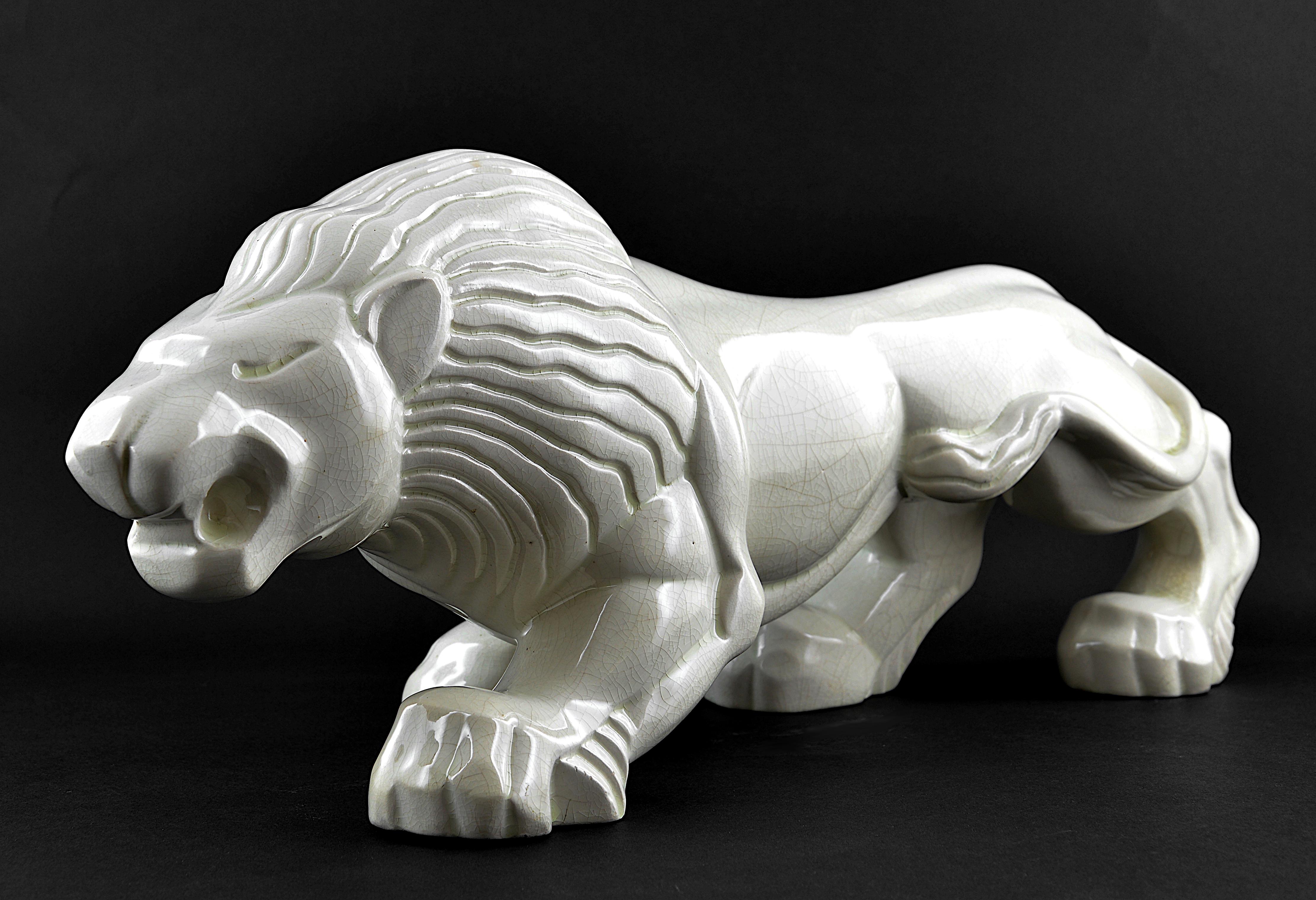 Any fair offer will be examined with the utmost attention, please send a message. Very rare lion by Charles Lemanceau at Saint-Clément's, France, circa 1925. French Art Deco glaze ceramic. Measures: Length 39 cm, 15.4 in., depth 11.5 cm, 4.5 in.,