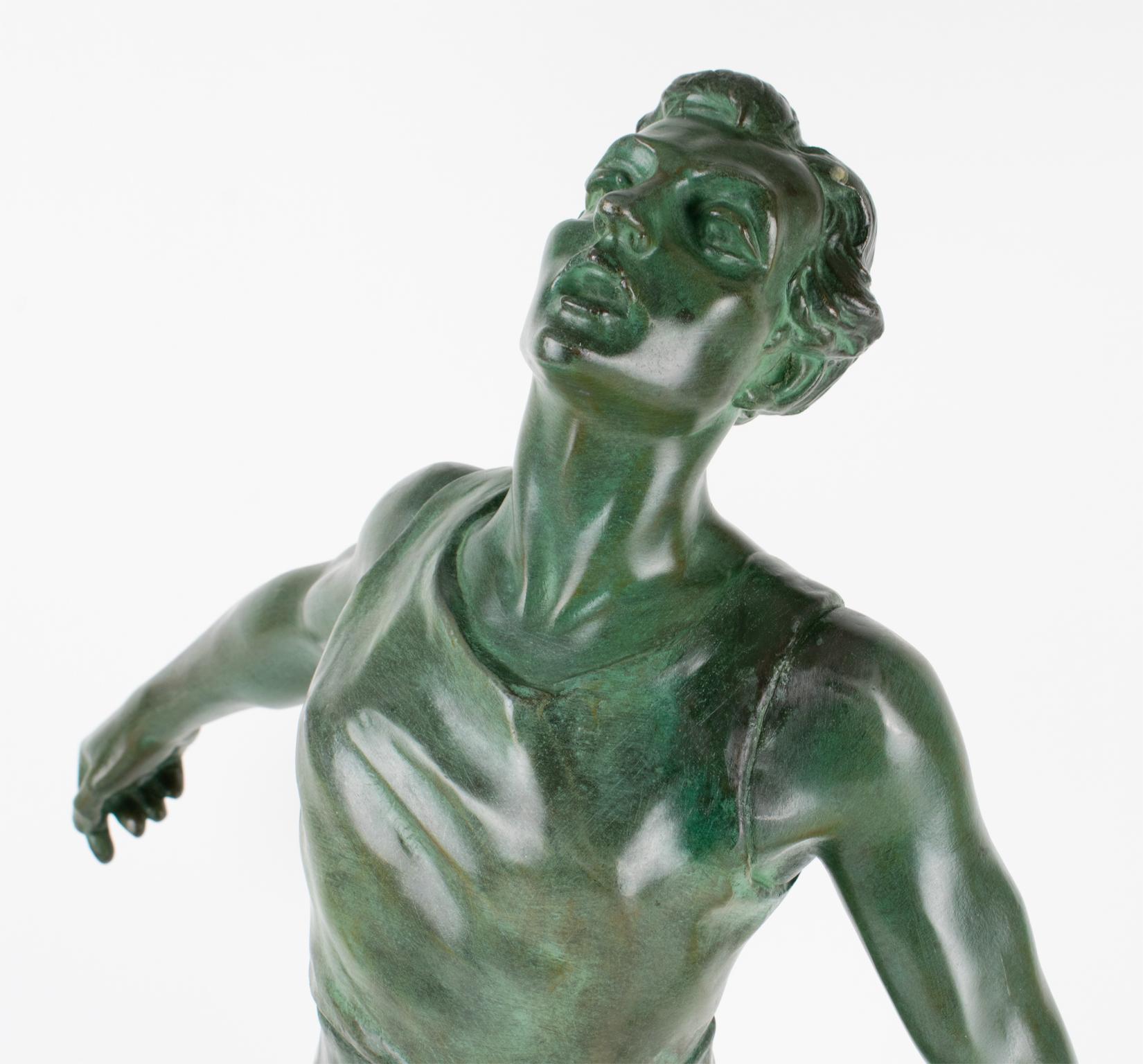 Inizio XX secolo Charles Lemoyne Scultura sportiva in bronzo Art Deco The Finish Runner, 1920 circa in vendita