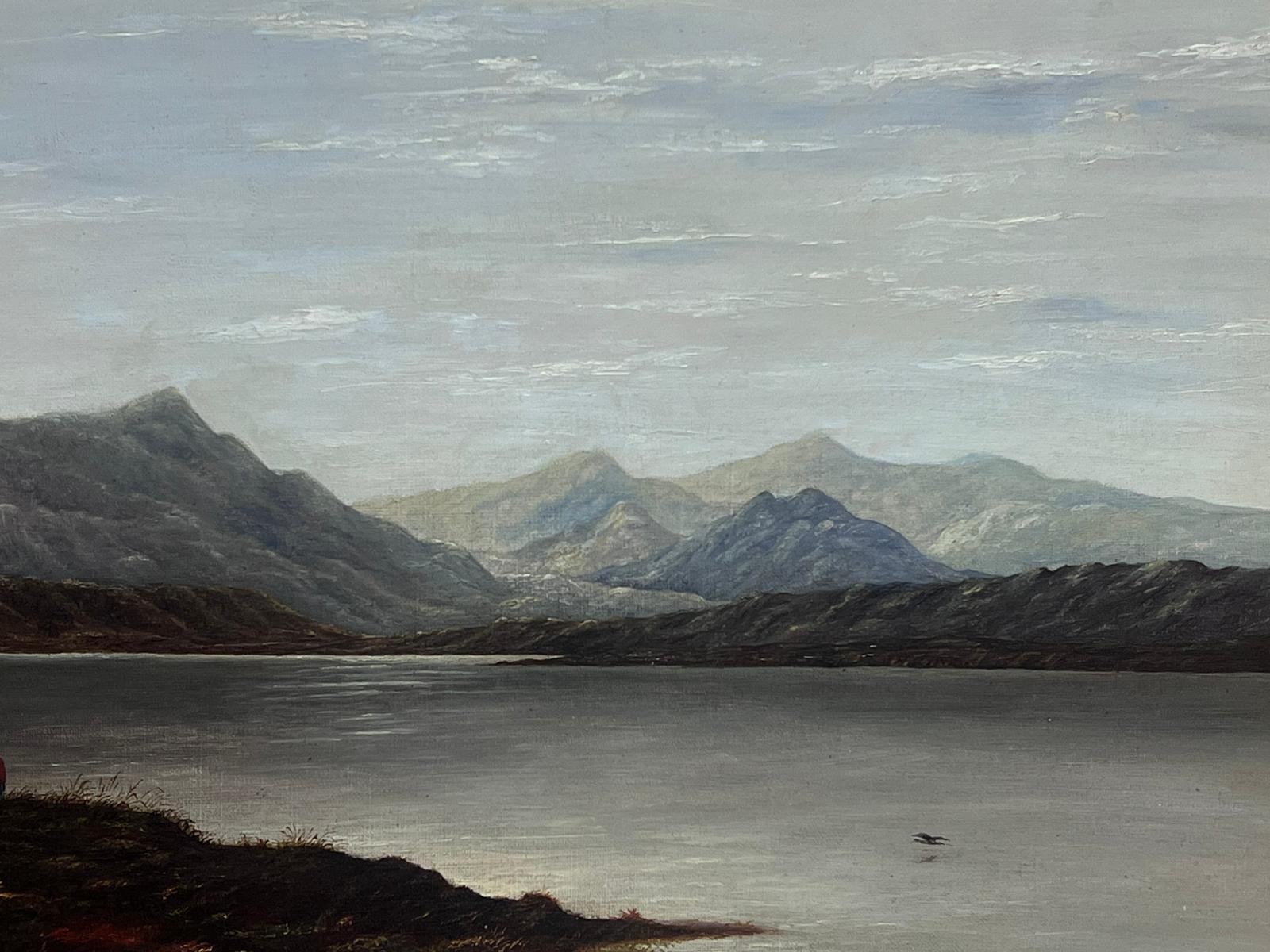 Paysage Panoramic écossais du 19ème siècle représentant une scène de Loch dans un cadre doré - Victorien Painting par Charles Leslie