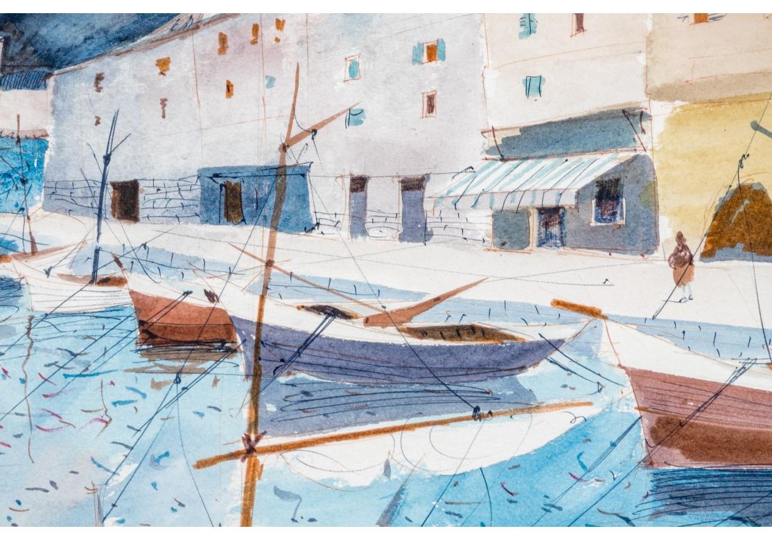 Scène côtière à l'aquarelle et à l'encre représentant des bateaux amarrés au premier plan, une promenade avec des personnages sous les structures pastel et des collines ondulantes bleues au loin.
Présenté dans un cadre lisse et texturé en nickel,