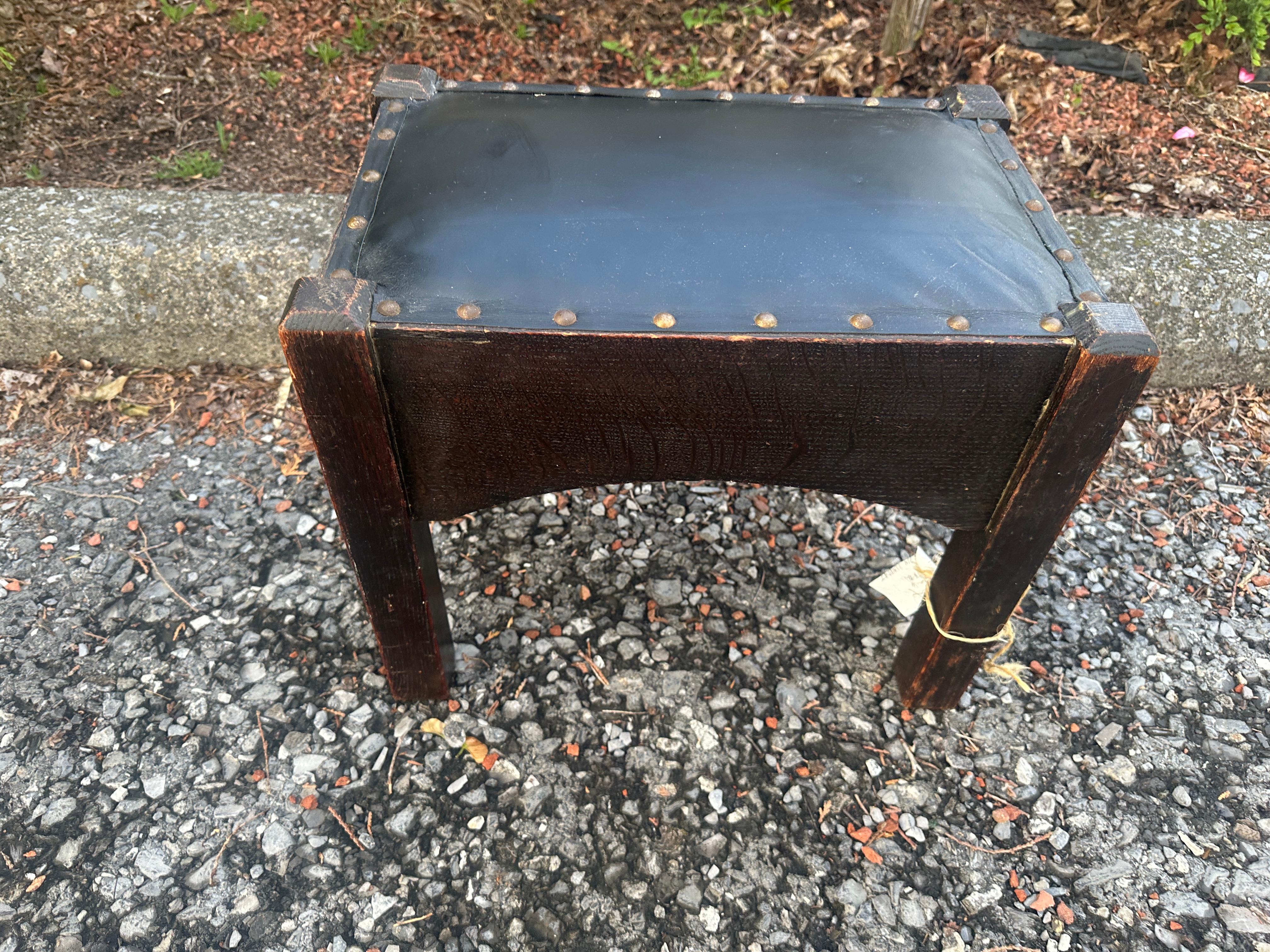 Charles Limbert Footstool c. 1910 -  stickley era   W7339,  SALE  TOTAL OFF  30% For Sale 6