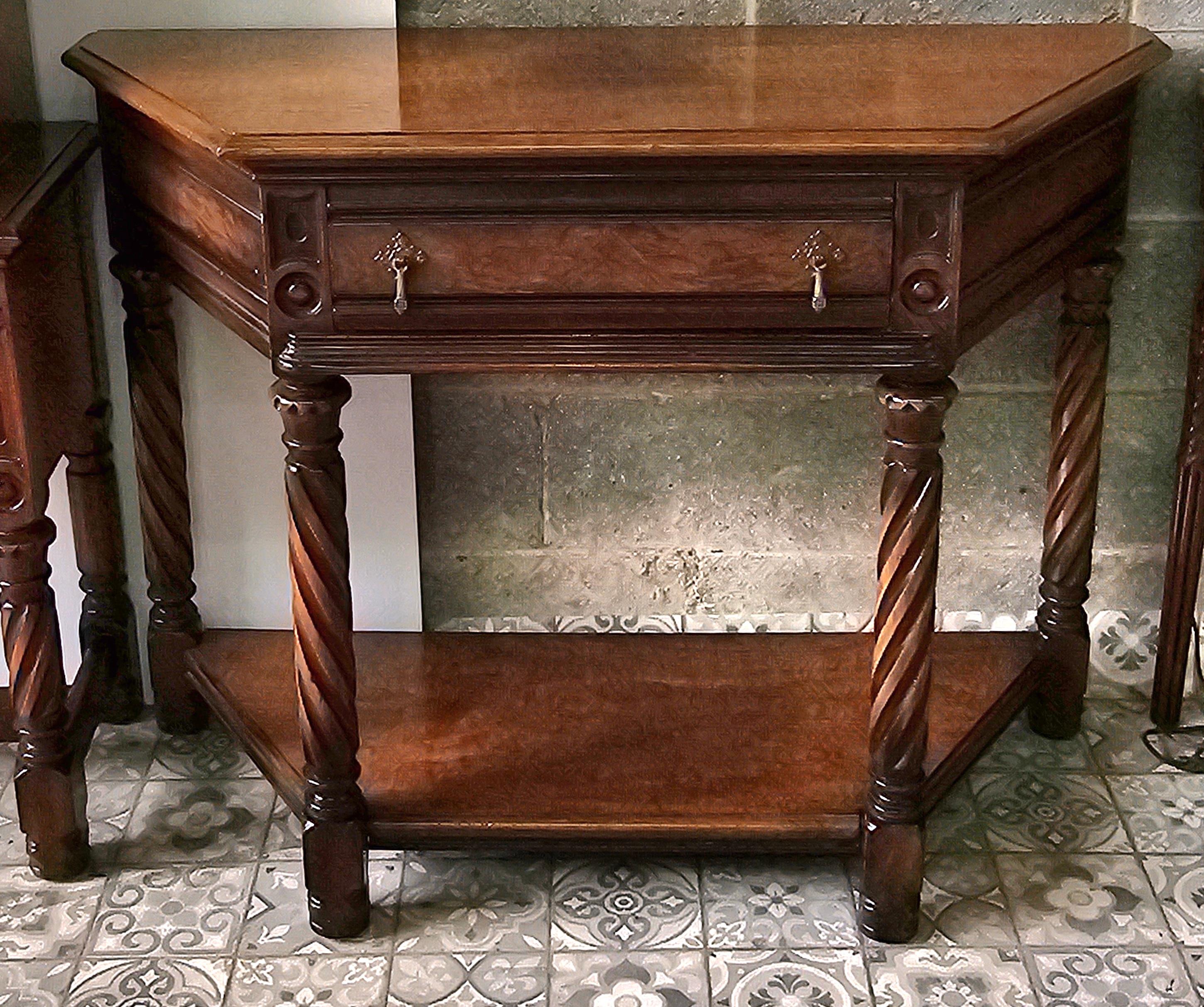 Suite da sala da pranzo in stile Jacobean Walnut di Charles Limbert, C.C. 1916 in vendita 8
