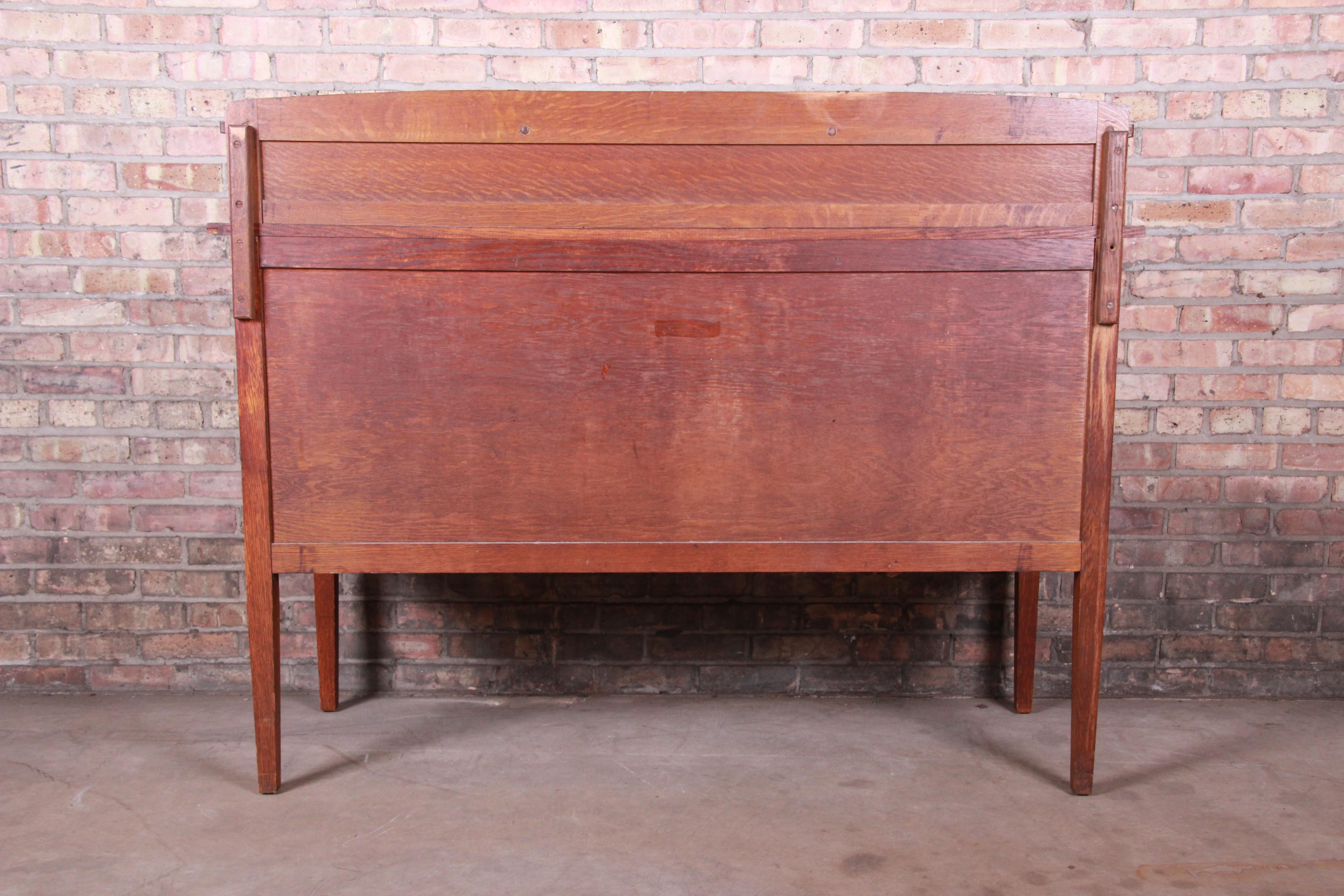 Charles Limbert Mission Oak Arts & Crafts Sideboard Credenza, circa 1900 9