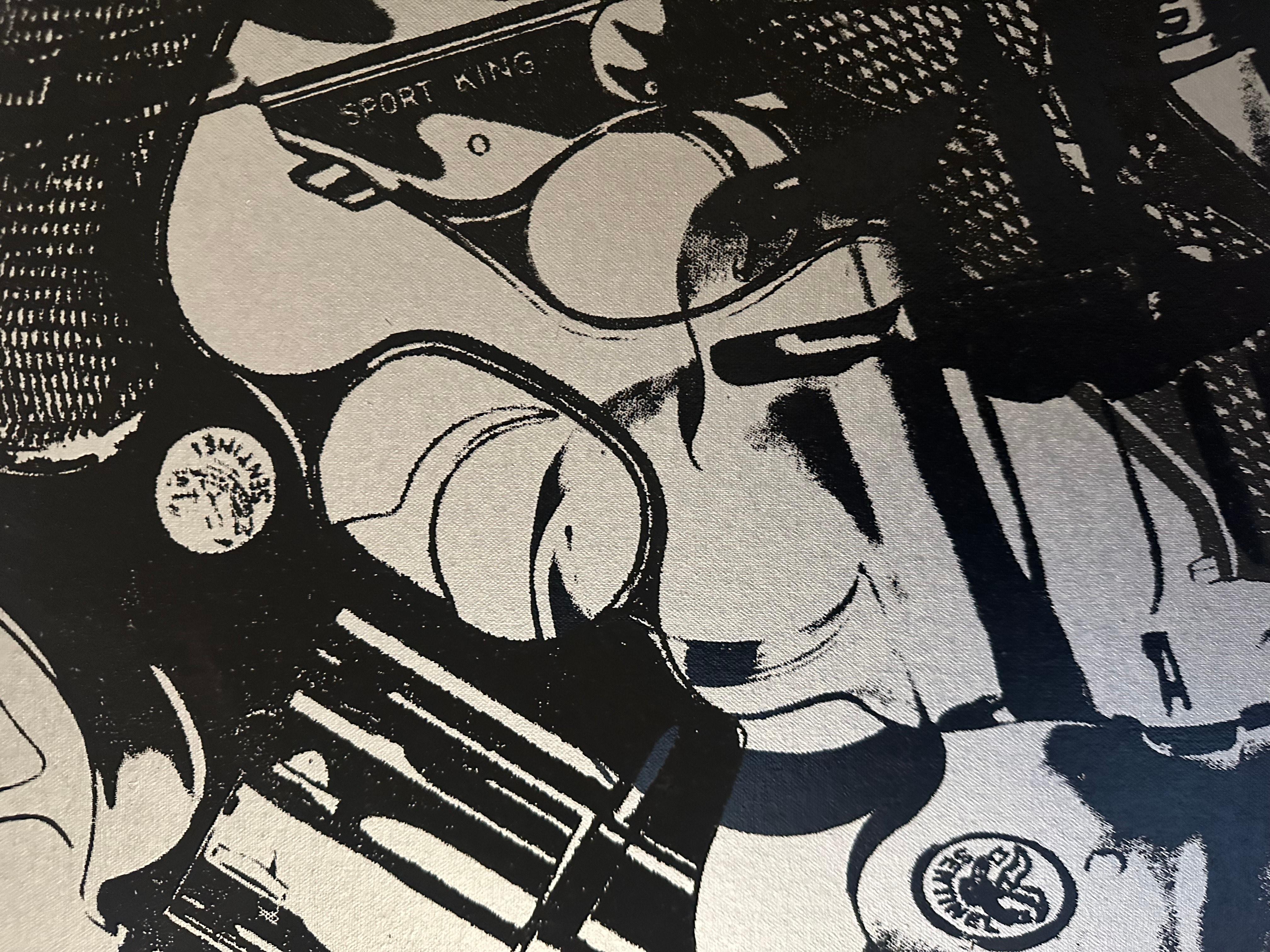 Cuadro Andy Warhol negado sobre lienzo Pistolas (3 Silver) de Charles Lutz en venta 2