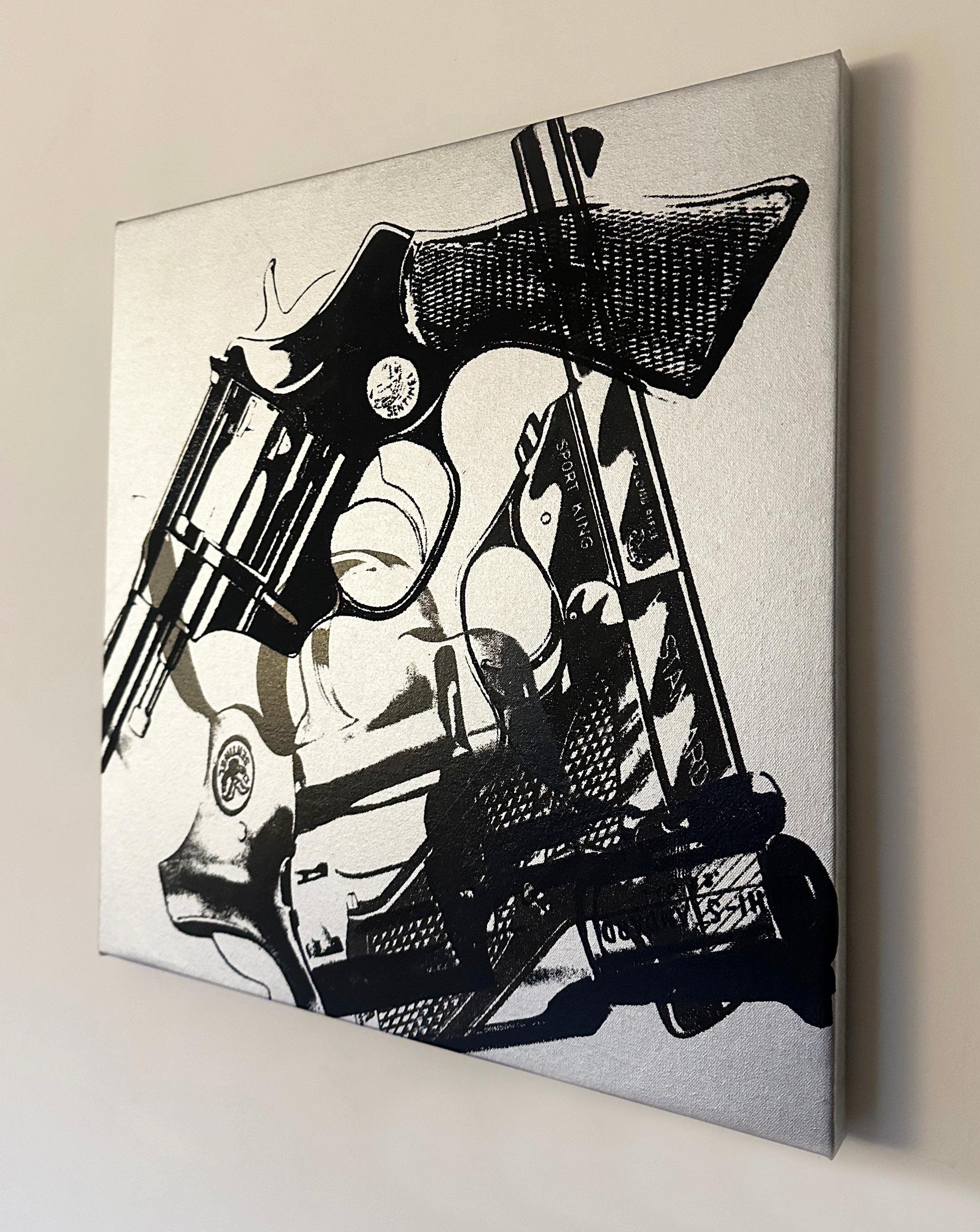 Cuadro Andy Warhol negado sobre lienzo Pistolas (3 Silver) de Charles Lutz en venta 5
