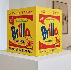 Denied Warhol Brillo Box Gelb, zeitgenössische Pop-Art-Skulptur von Charles Lutz