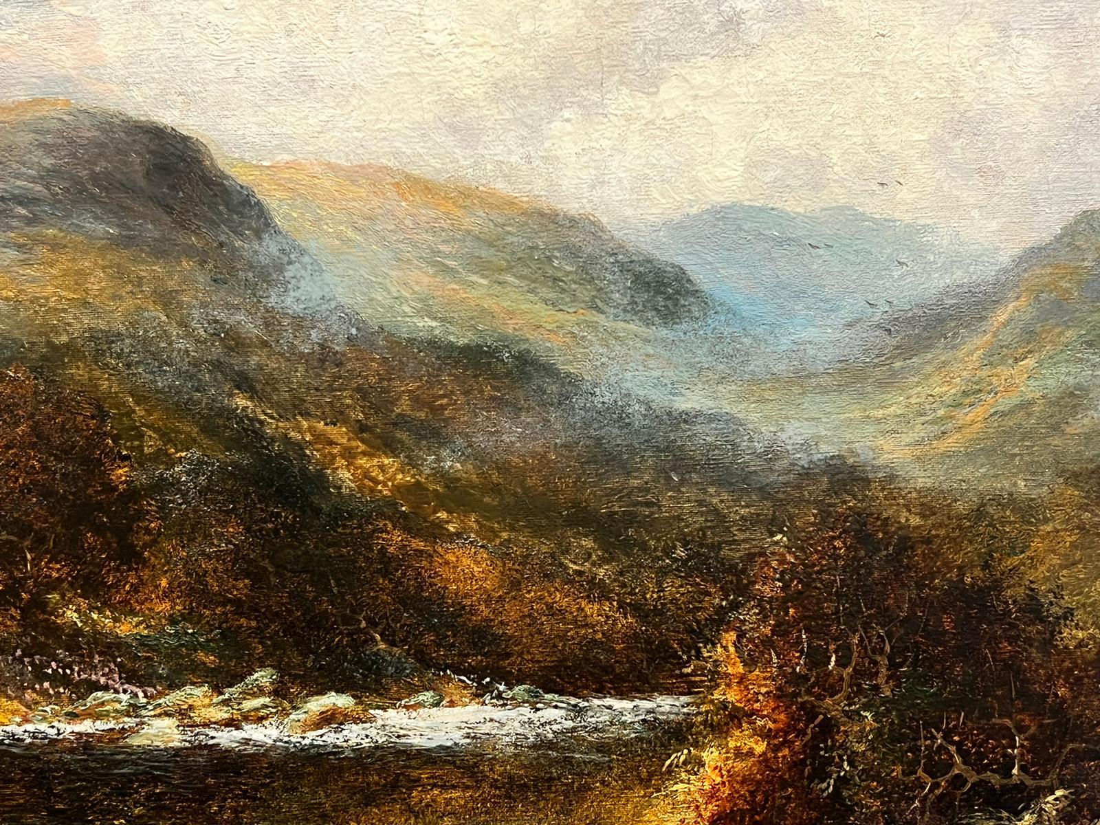 Antiguo paisaje dorado de las Highlands escocesas Río a través del Glen óleo firmado - Painting Victoriano de Charles M.C Kinley