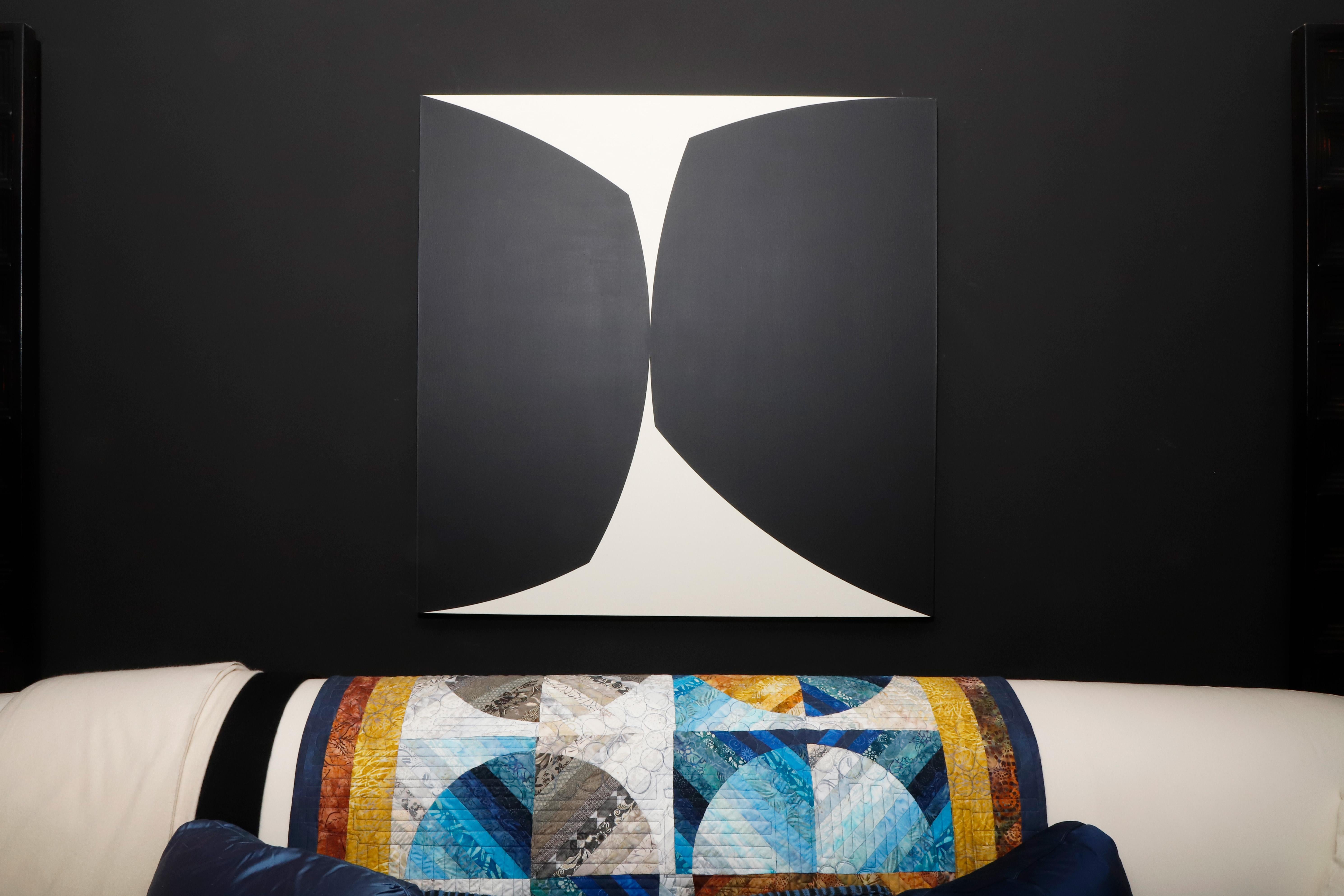 Charles Mcmurray dipinto minimalista in bianco e nero in lattice acrilico su tela. Intitolata 