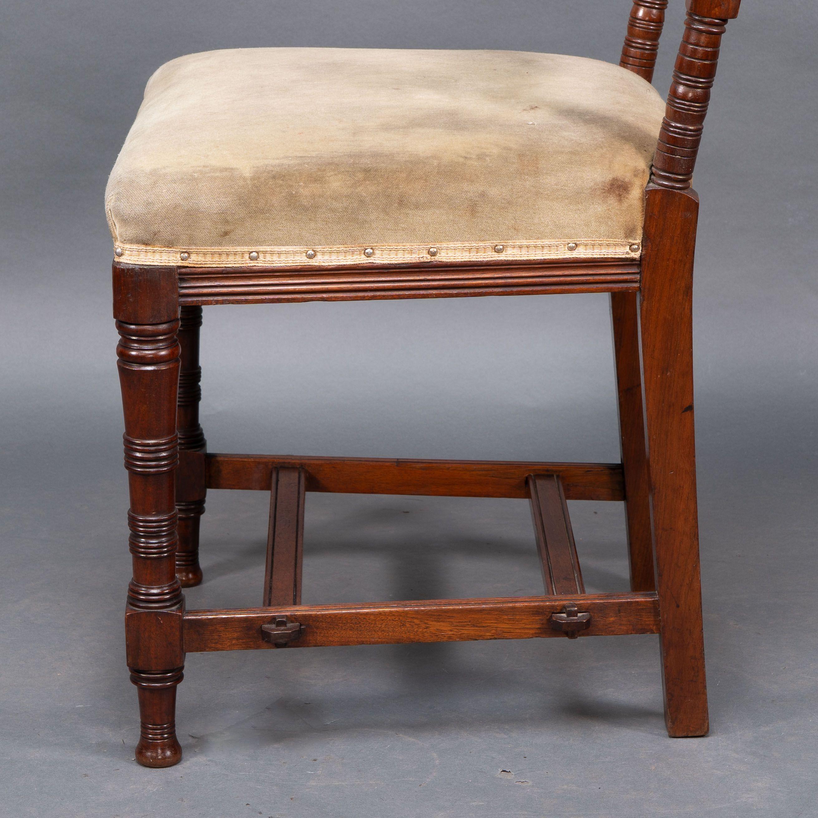 Charles Mills & Sons. Three Aesthetic Movement side chairs w. ebonized turnings im Angebot 10