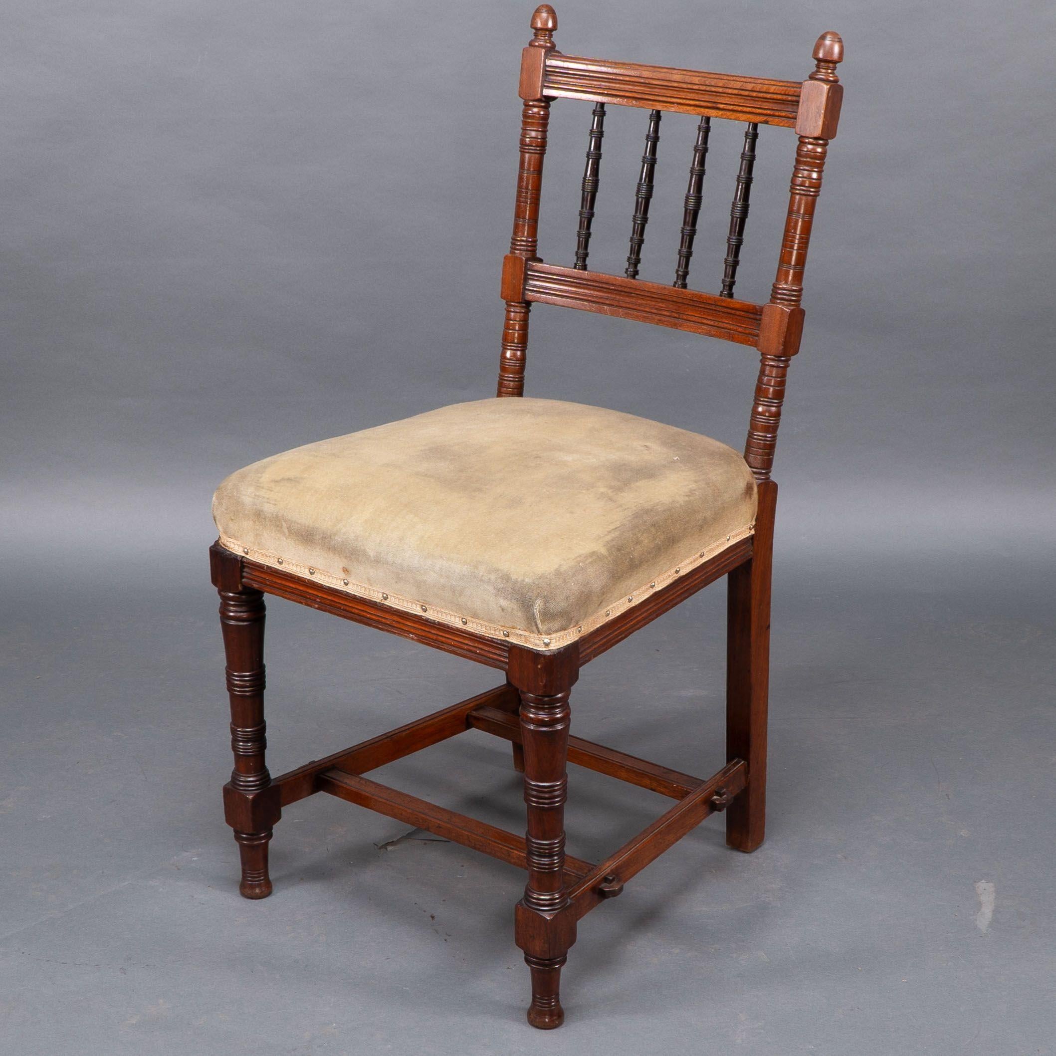 Charles Mills & Sons. Three Aesthetic Movement side chairs w. ebonized turnings im Angebot 1
