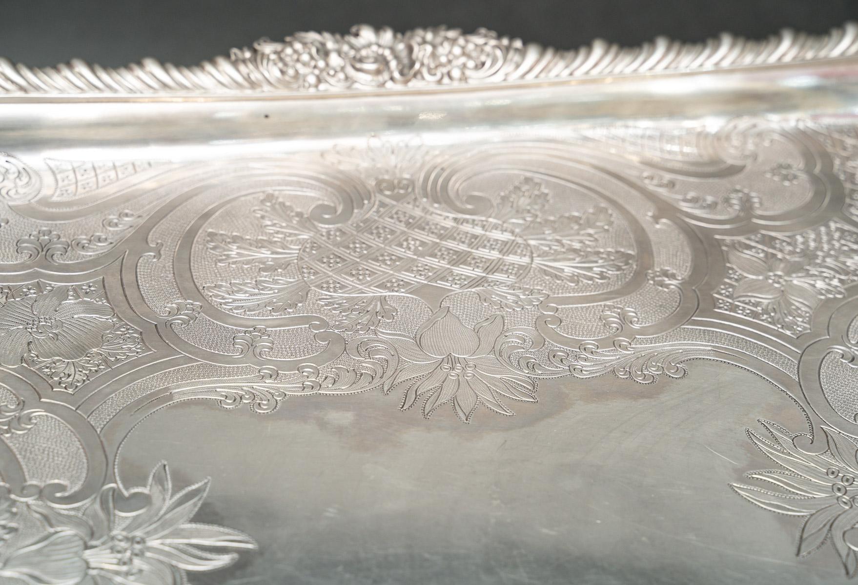 Charles Nicolas Odiot - Important Solid Silver Tray Circa 1840/1860 In Excellent Condition For Sale In SAINT-OUEN-SUR-SEINE, FR