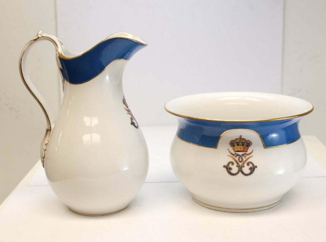 Charles Pillivuyt & Cie French exposition Porcelain pitcher & bowl, circa 1900

The armorial appear to be the Royal Crest of King Frederick VIII of Denmark or at least very similar.. Marked on underside.

Additional information:
Production
