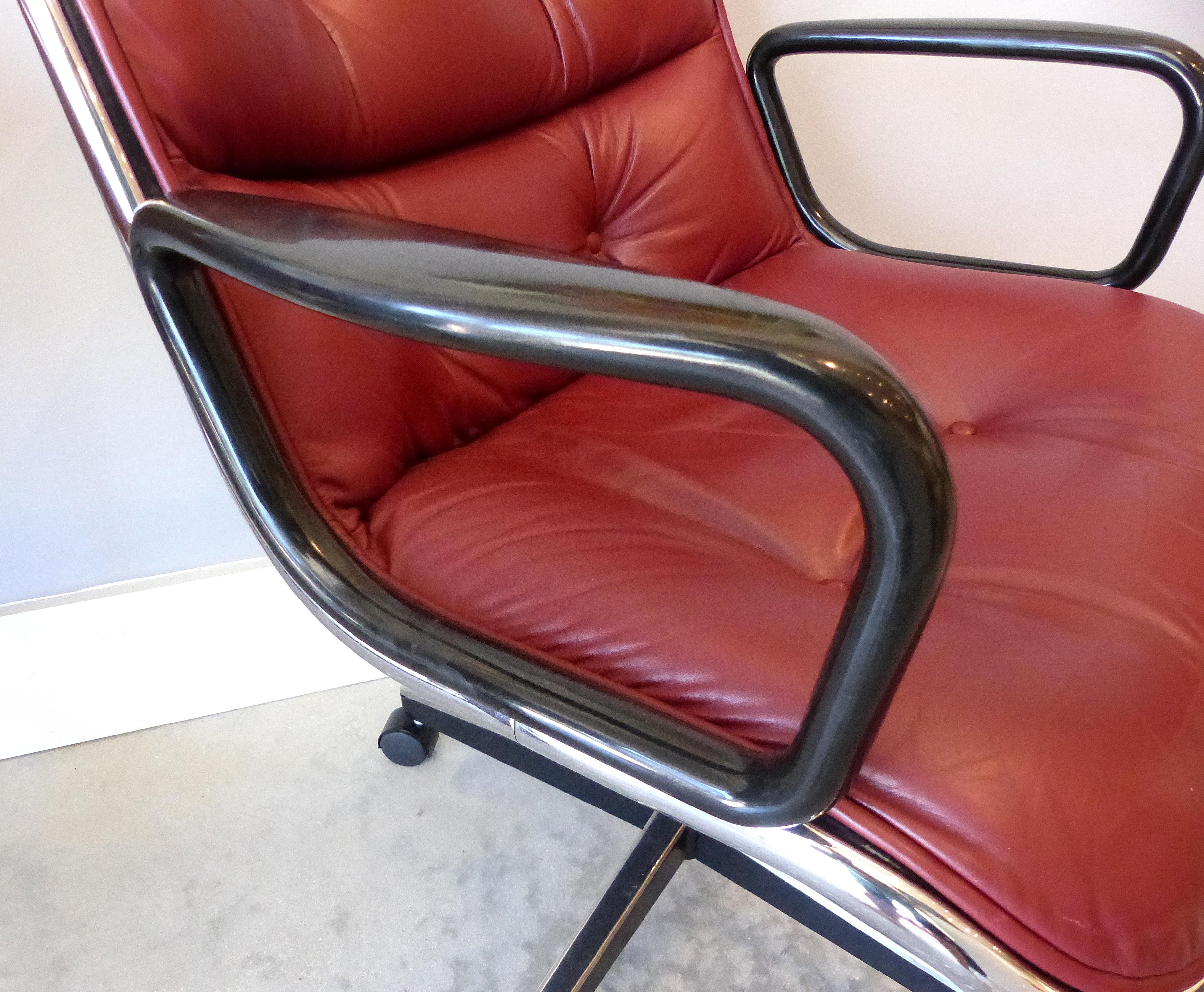 Charles Pollack Modern Executive Swivel Chairs for Knoll, 3 Pairs Available 3