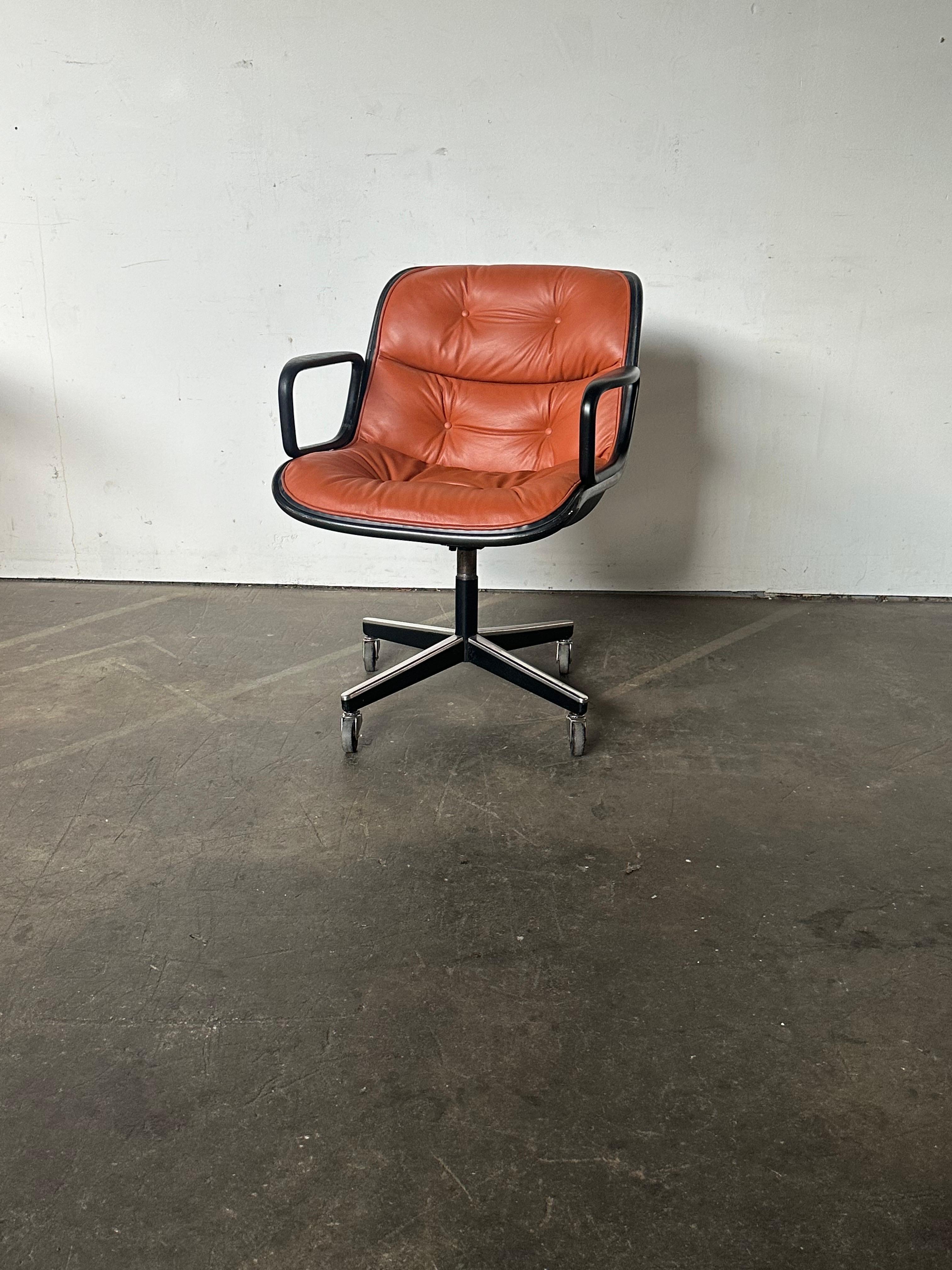 Charles Pollock-Schreibtischstuhl von Knoll in gebranntem Orange 5