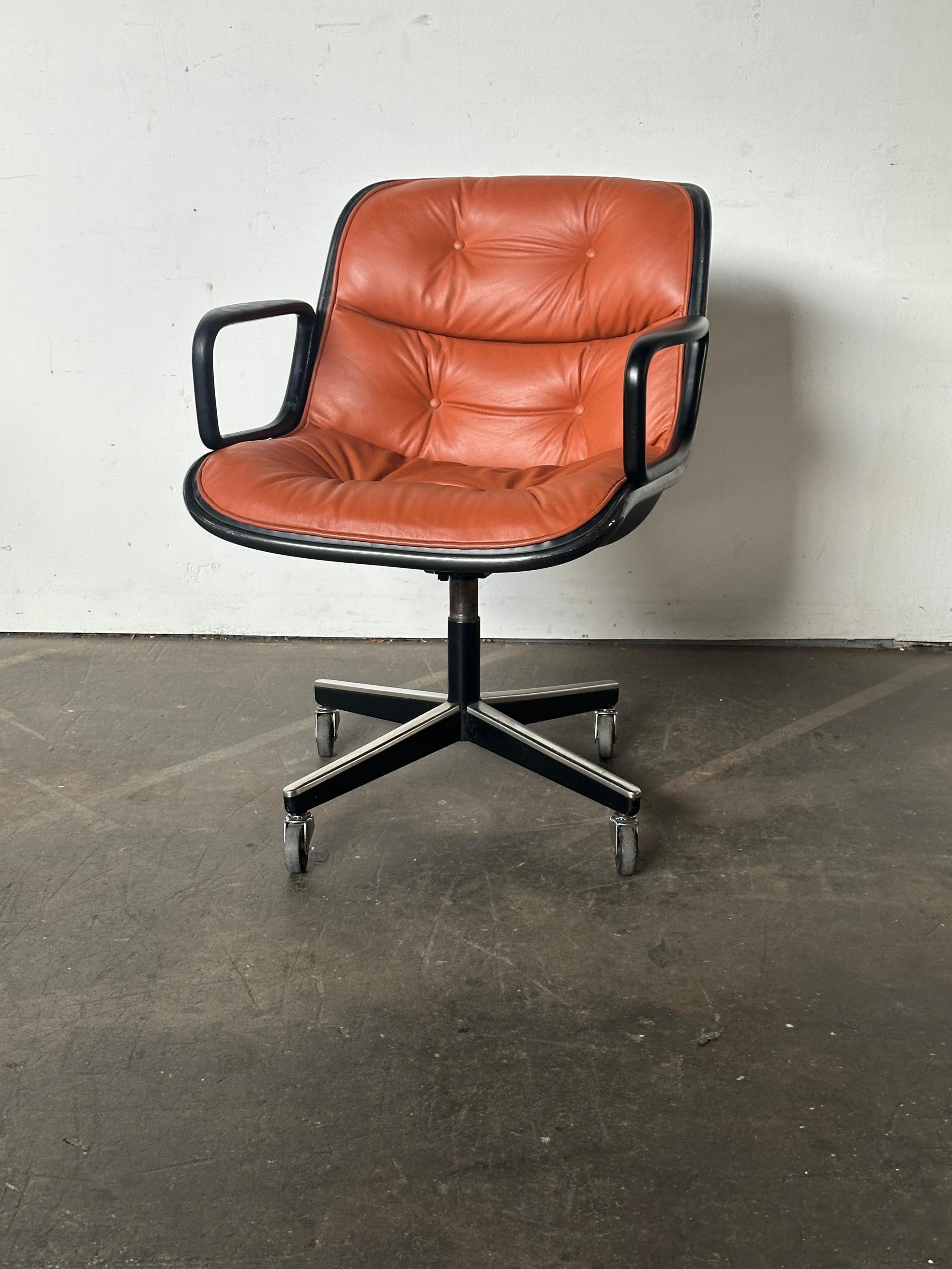 Charles Pollock-Schreibtischstuhl von Knoll in gebranntem Orange 6