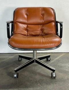 Charles Pollock-Schreibtischstuhl von Knoll in gebranntem Orange