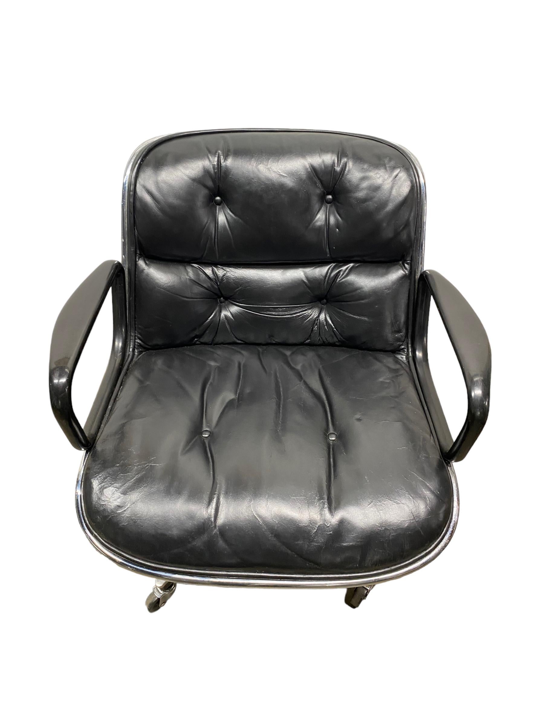 American Charles Pollock Executive Chair in Black Leather For Sale