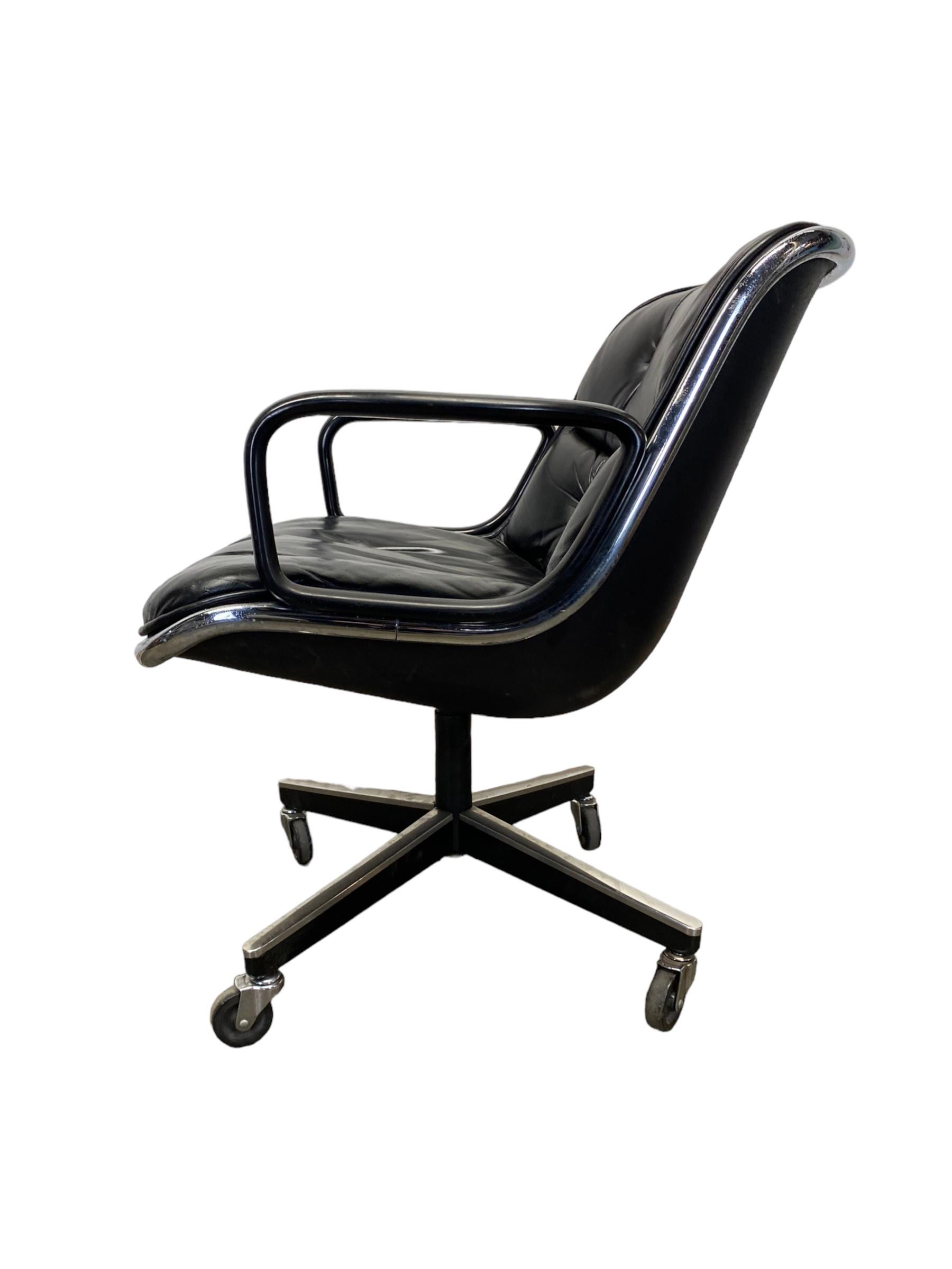 Charles Pollock Executive Chair in Black Leather For Sale 1