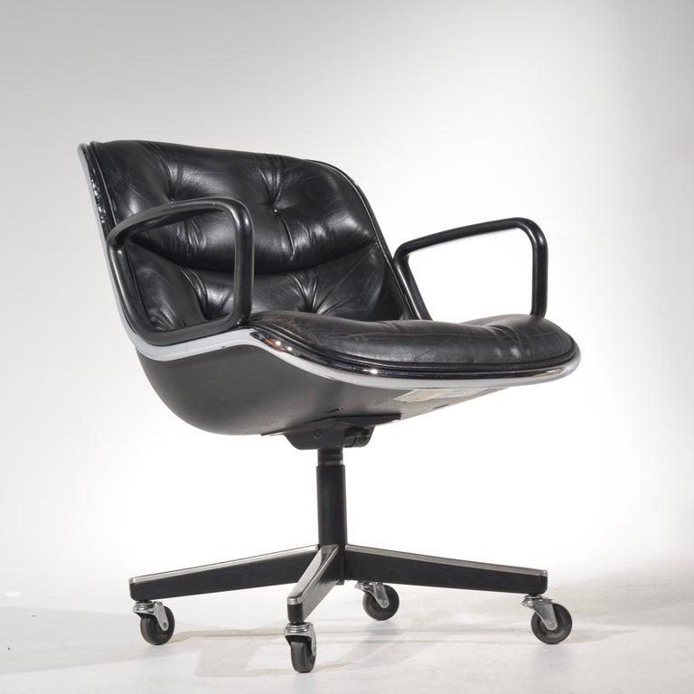 Set of 5 1980's vintage, Charles Pollock black executive desk chair for Knoll. The ultimate ergonomic, office desk chair designed by this George Nelson apprentice, Charles Pollock. Sold separately. Black leather with chrome details and all direction