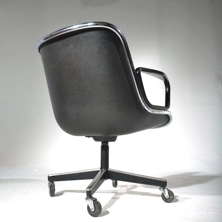Leather Charles Pollock Executive Desk Chairs for Knoll For Sale