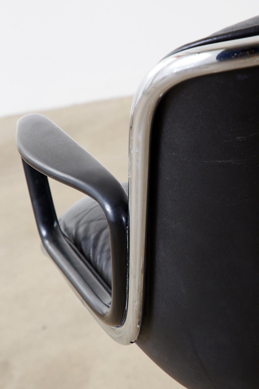 Charles Pollock for Knoll Black Leather Executive Desk Armchairs 6