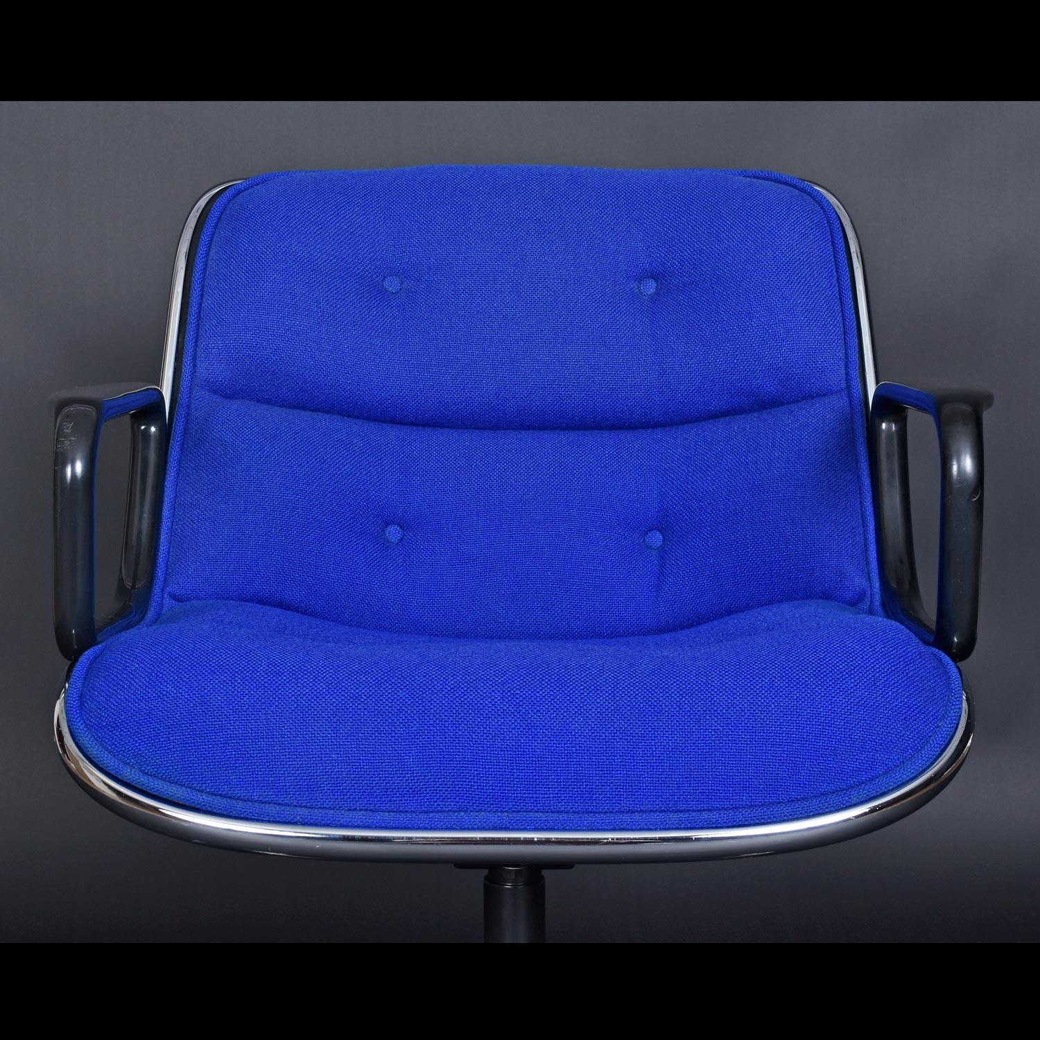 Charles Pollock für Knoll Blaue Tweed Chefsessel mit Höhenverstellknopf (Edelstahl)